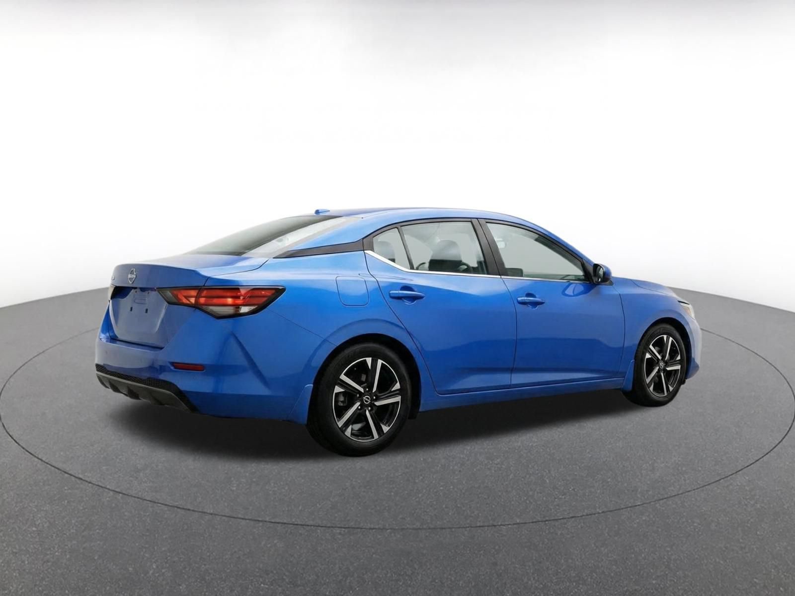 Thumbnail: 2025 Nissan Sentra - 11