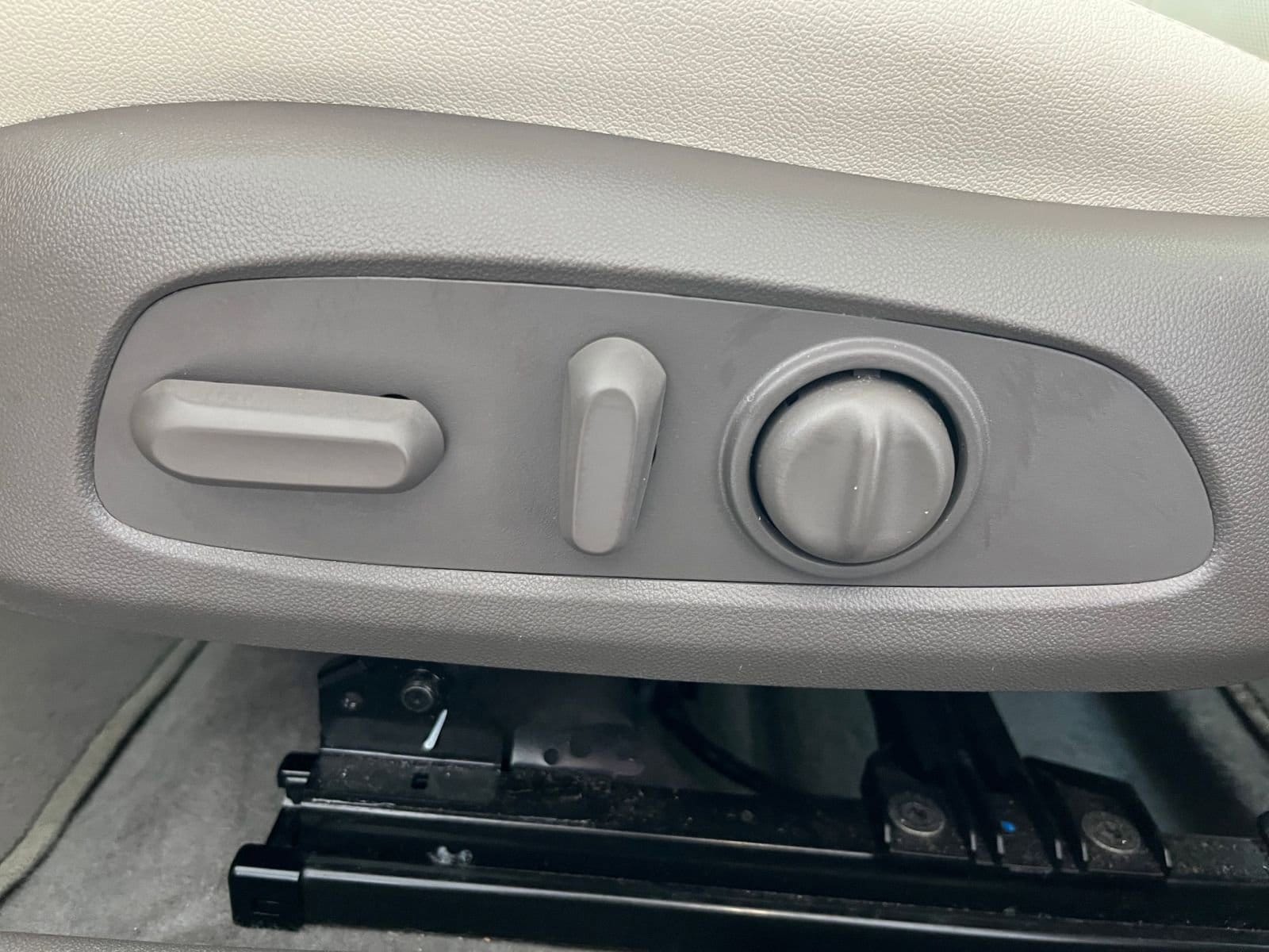 Thumbnail: 2024 Chevrolet Malibu - 23