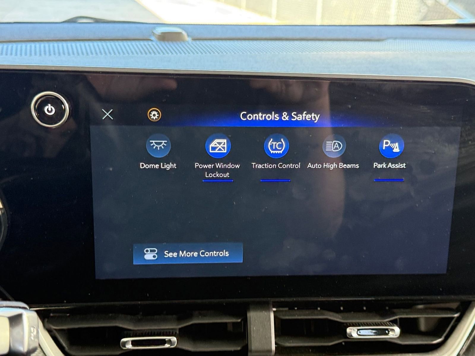 Thumbnail: 2025 Chevrolet Equinox - 21