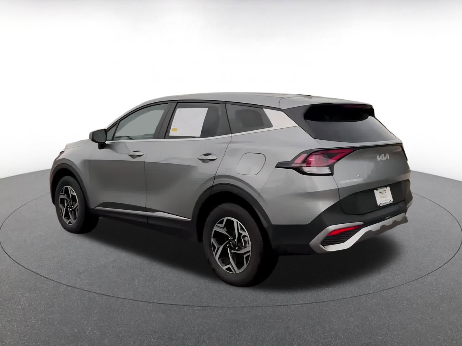 Thumbnail: 2024 Kia Sportage - 11