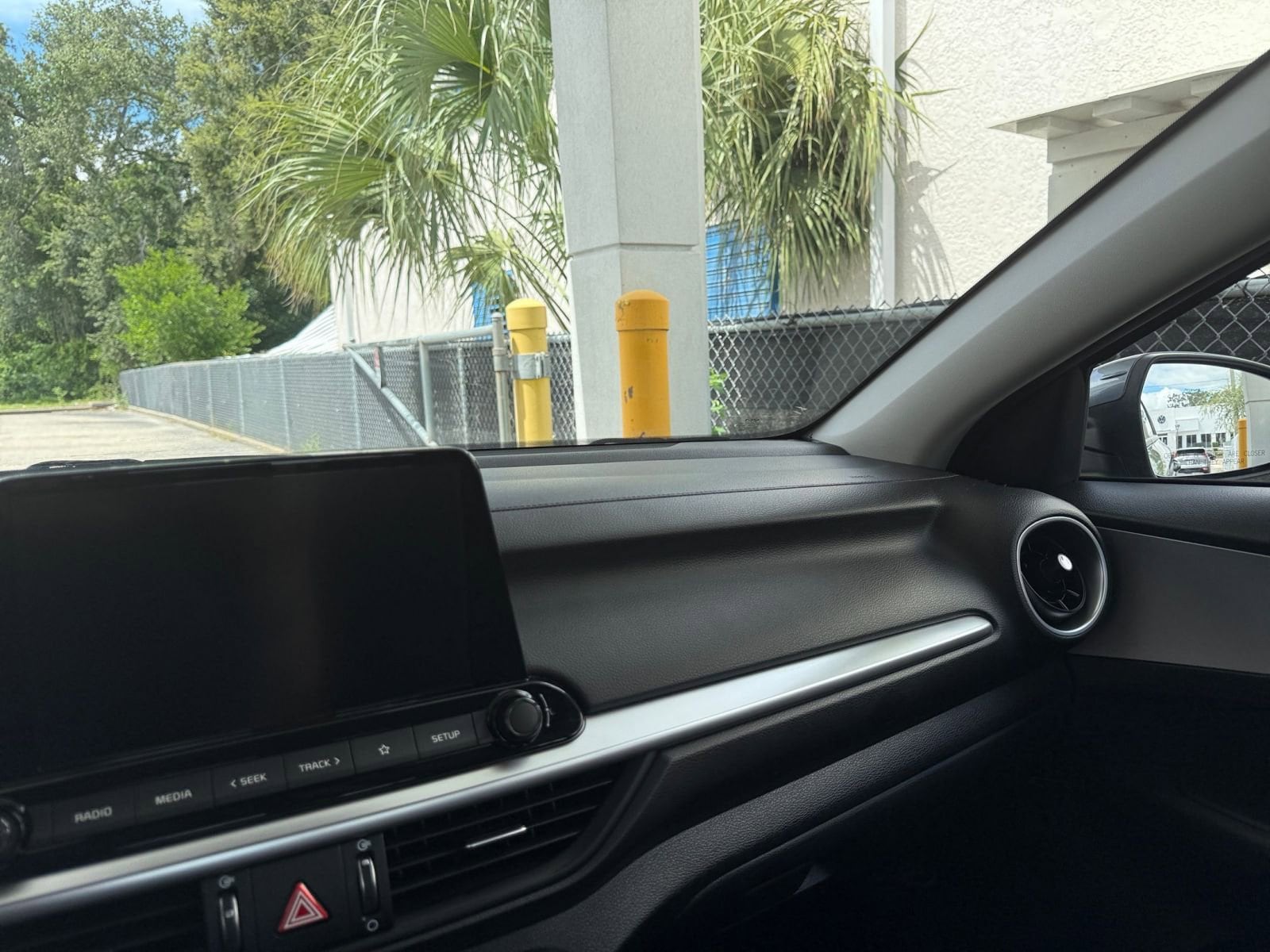 Thumbnail: 2024 Kia Forte - 35