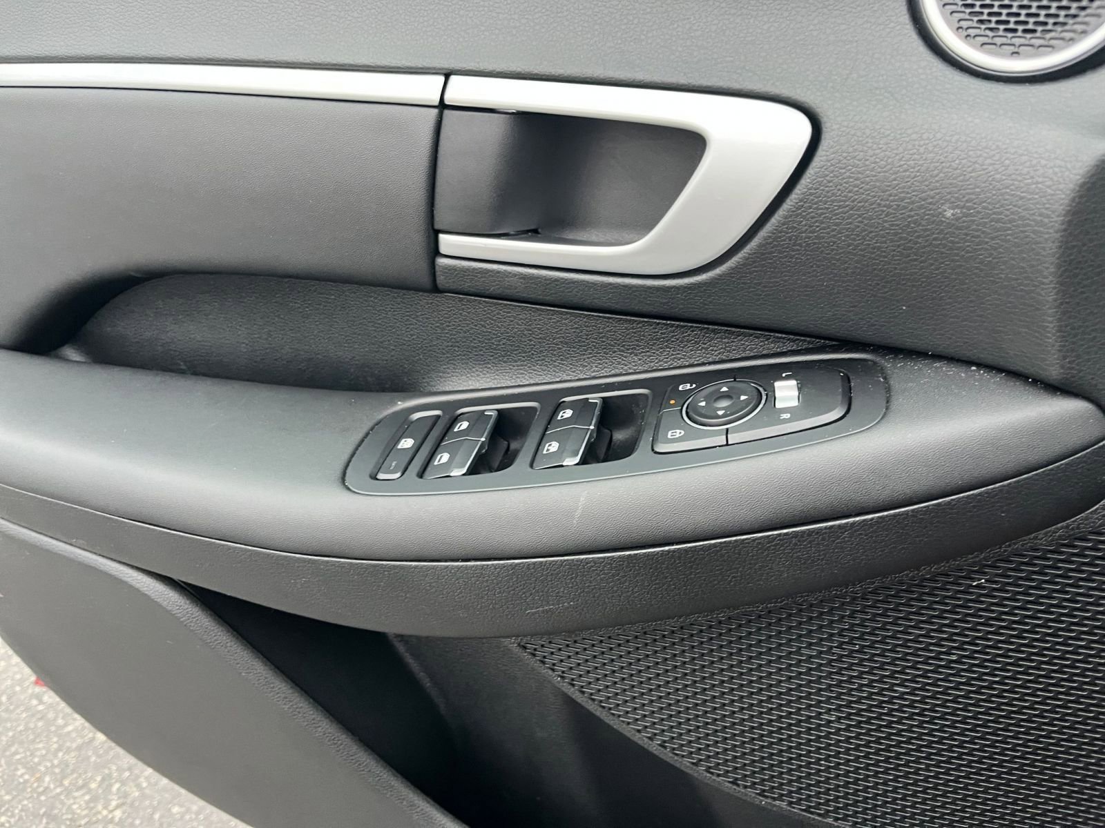 Thumbnail: 2025 Hyundai Sonata - 18