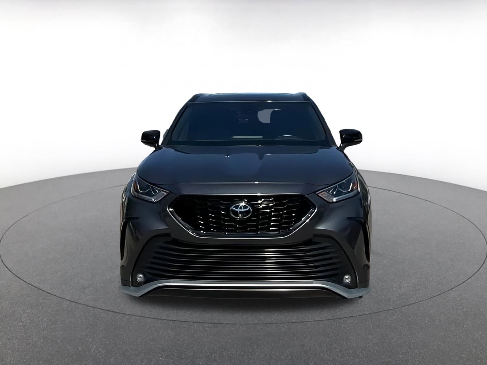 2024 Toyota Highlander XSE 3