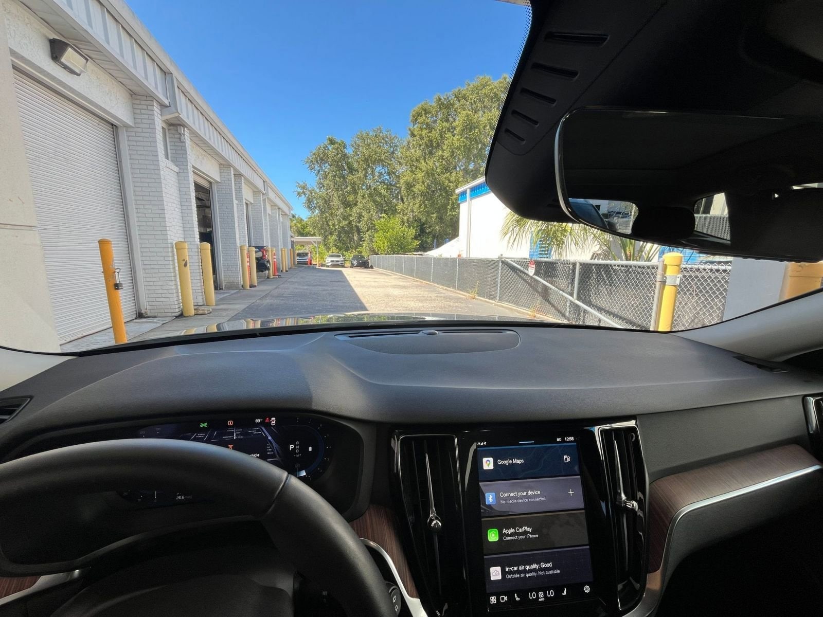 Thumbnail: 2025 Volvo S60 - 33