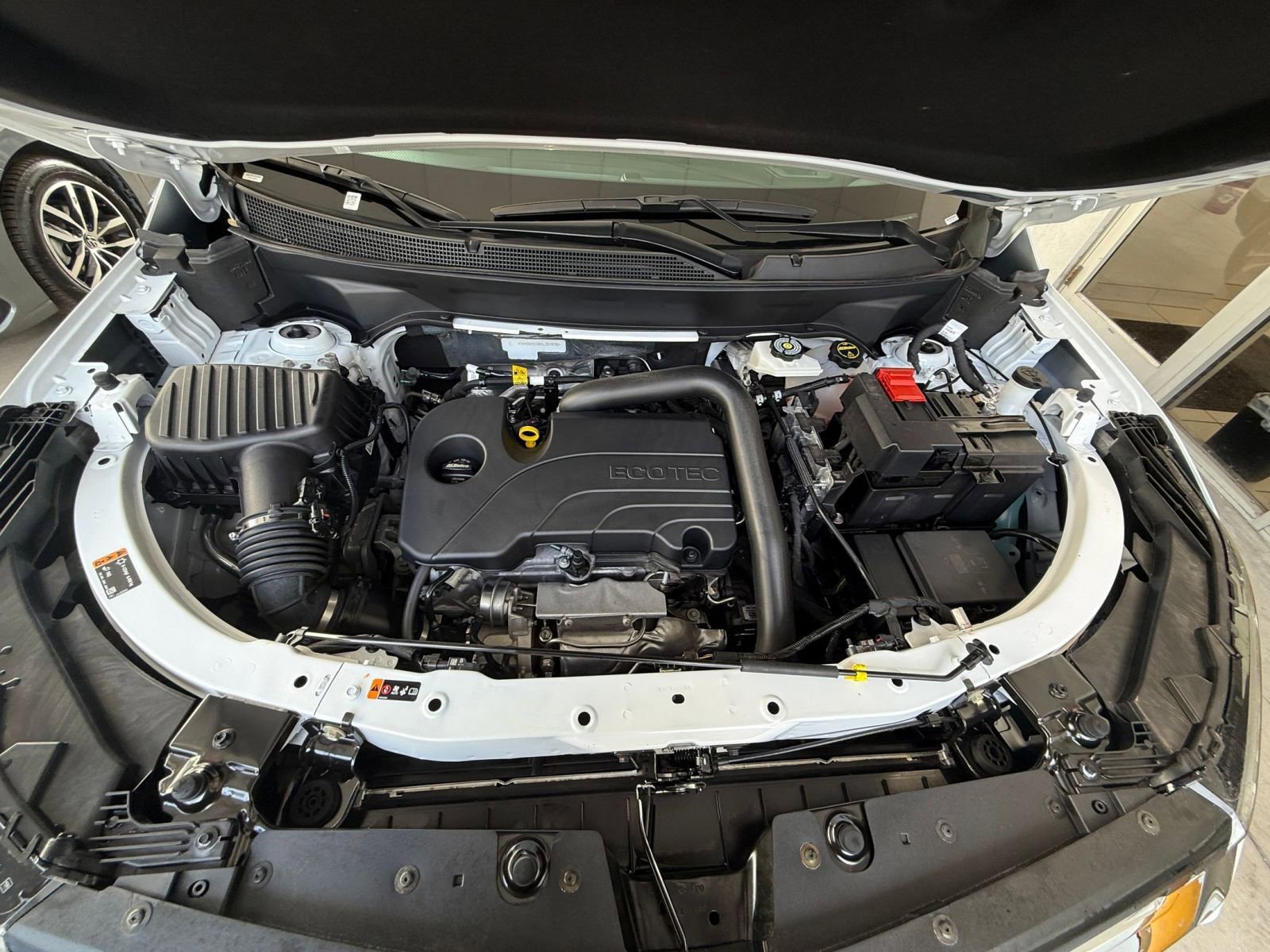 Thumbnail: 2025 Chevrolet Equinox - 32