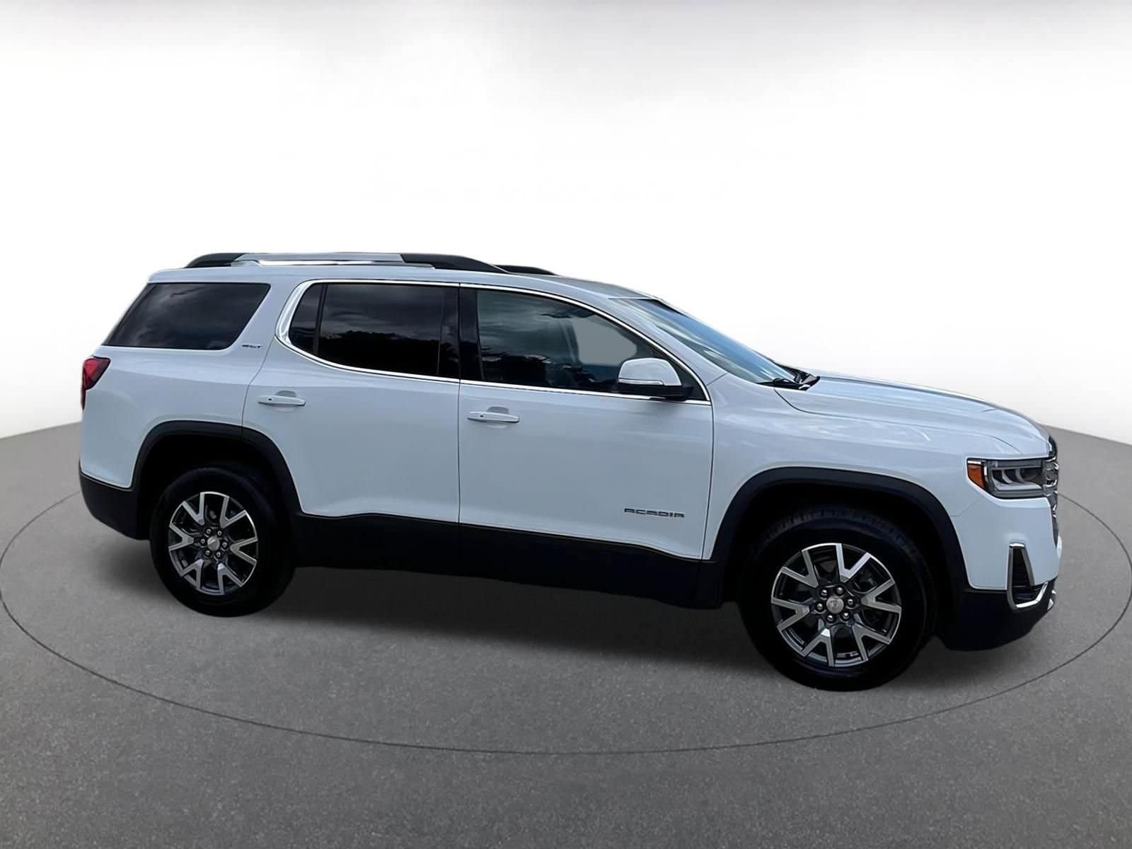 Thumbnail: 2023 GMC Acadia - 15