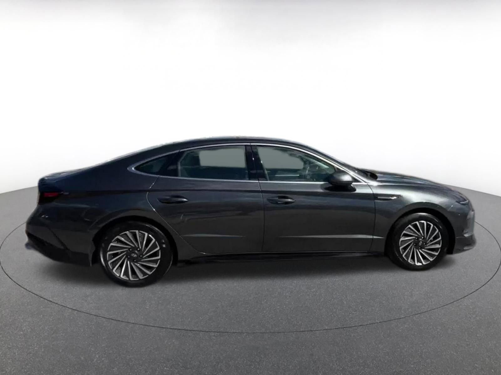 Thumbnail: 2025 Hyundai Sonata - 15