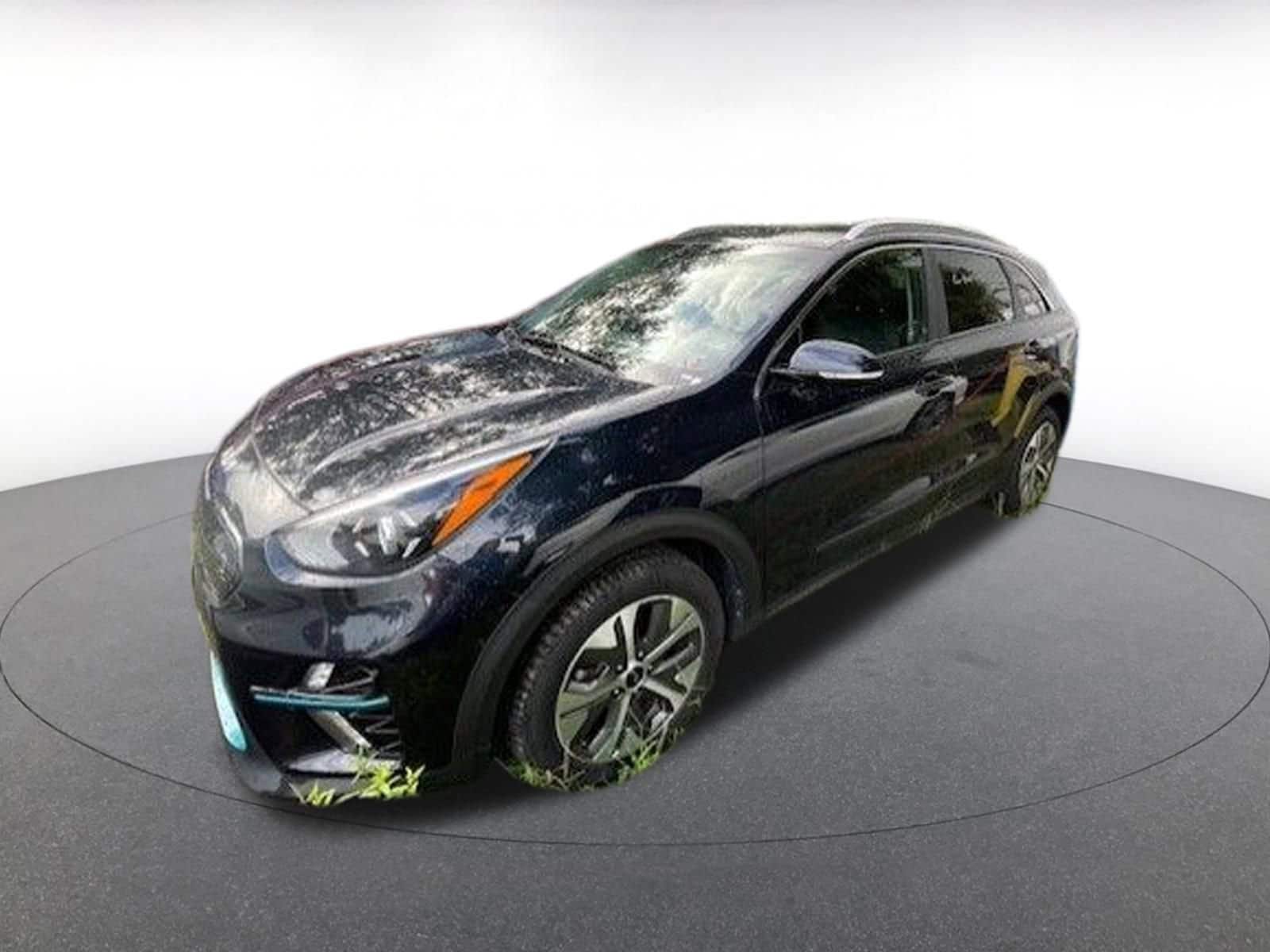 Thumbnail: 2022 Kia Niro - 4