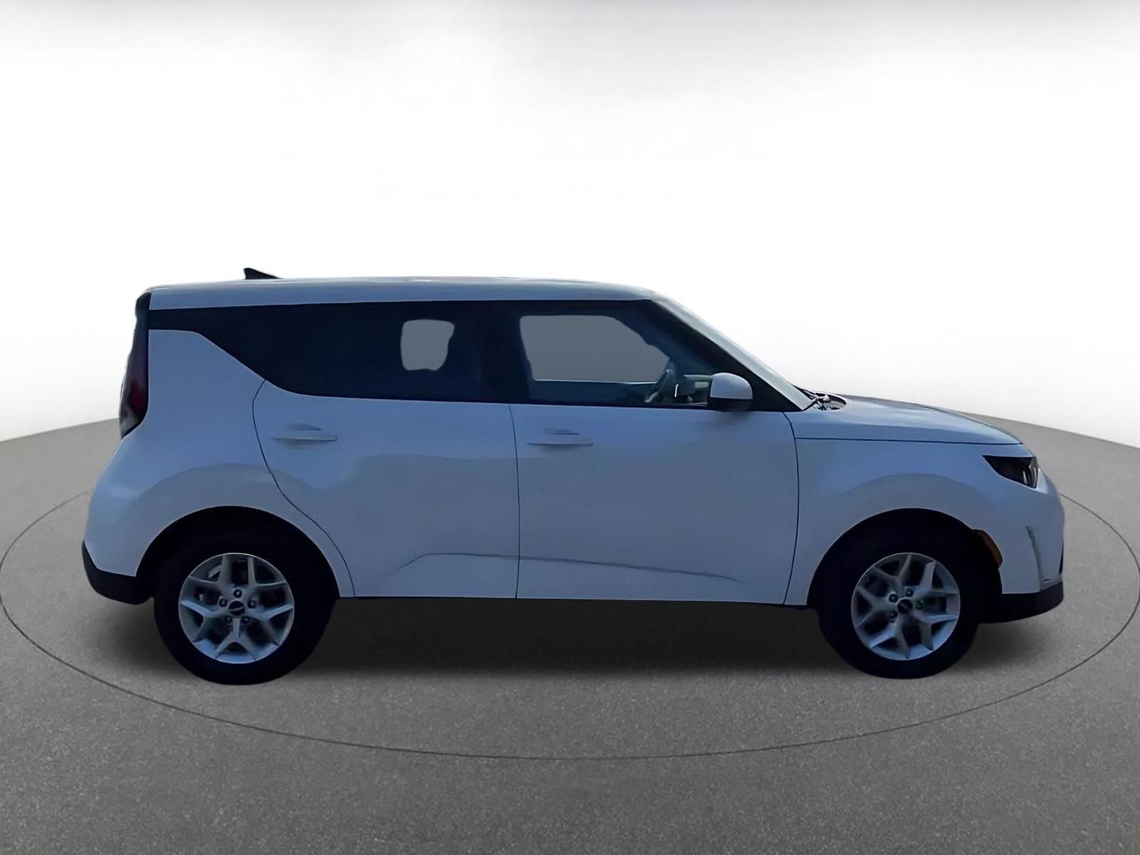 Thumbnail: 2025 Kia Soul - 16