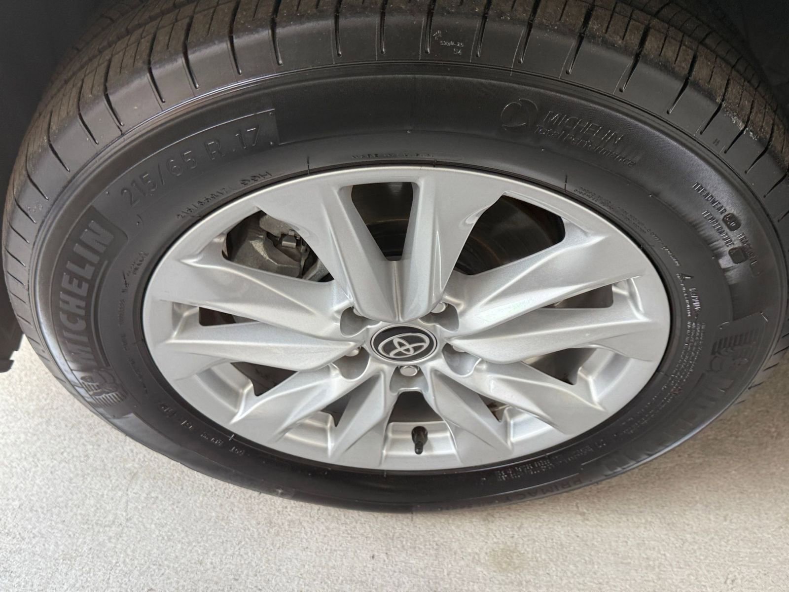 Thumbnail: 2025 Toyota Corolla Cross - 30