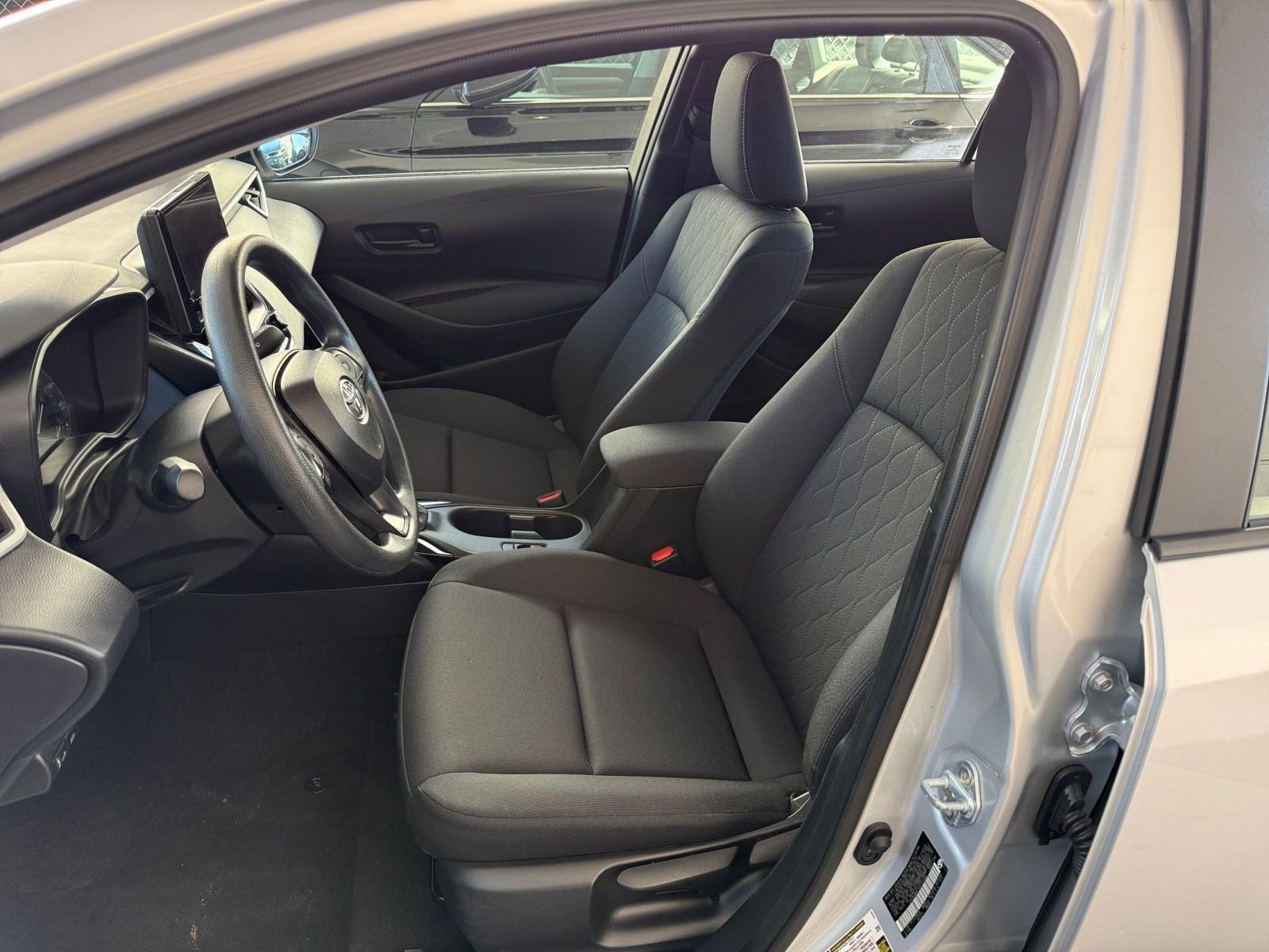 Thumbnail: 2025 Toyota Corolla - 27