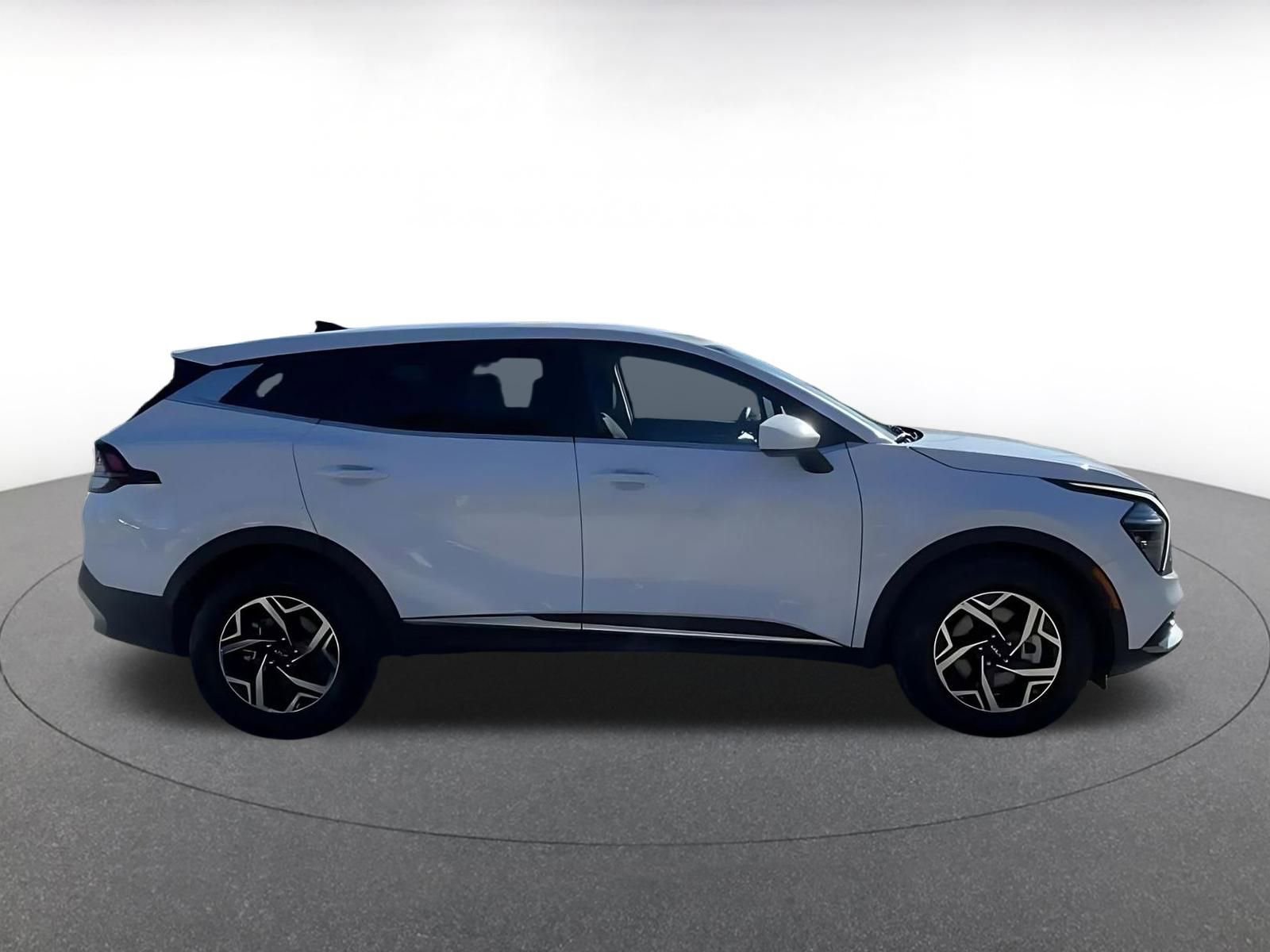 Thumbnail: 2025 Kia Sportage - 16