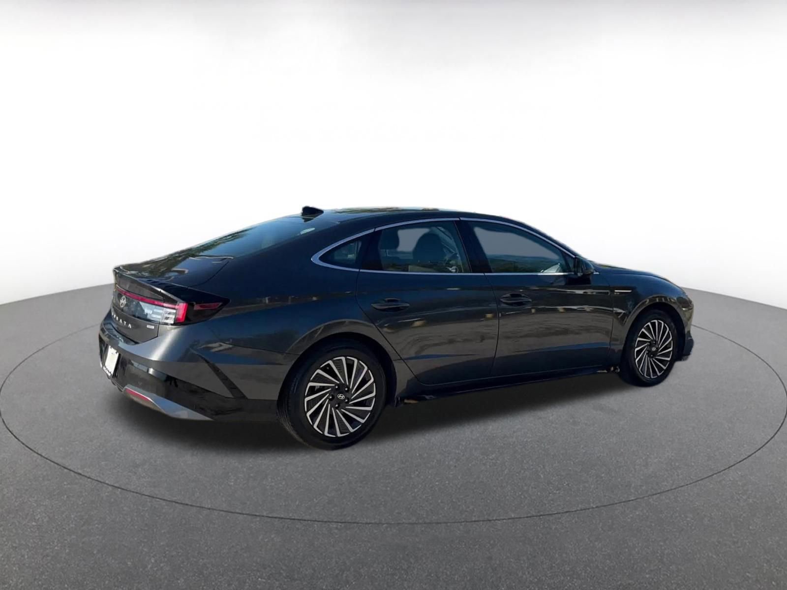 Thumbnail: 2025 Hyundai Sonata - 21