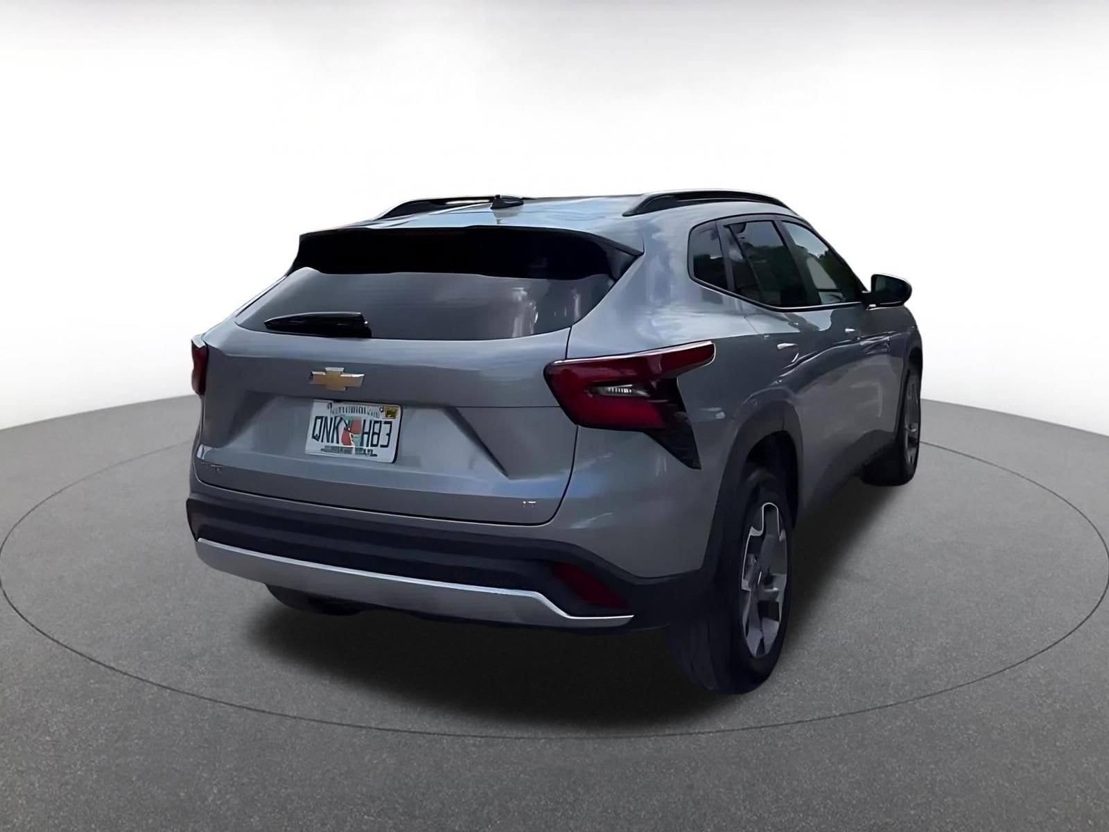 Thumbnail: 2025 Chevrolet Trax - 15