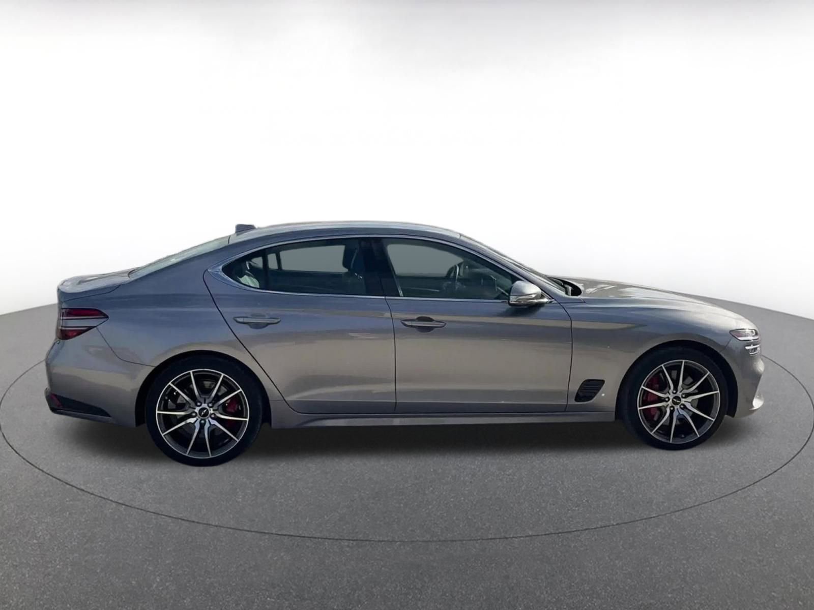 Thumbnail: 2025 Genesis G70 - 16