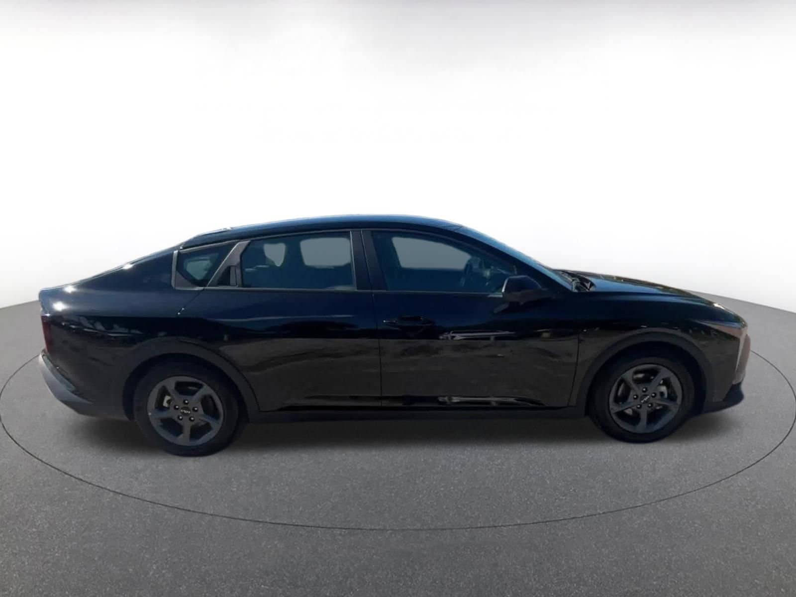 Thumbnail: 2025 Kia K4 - 16