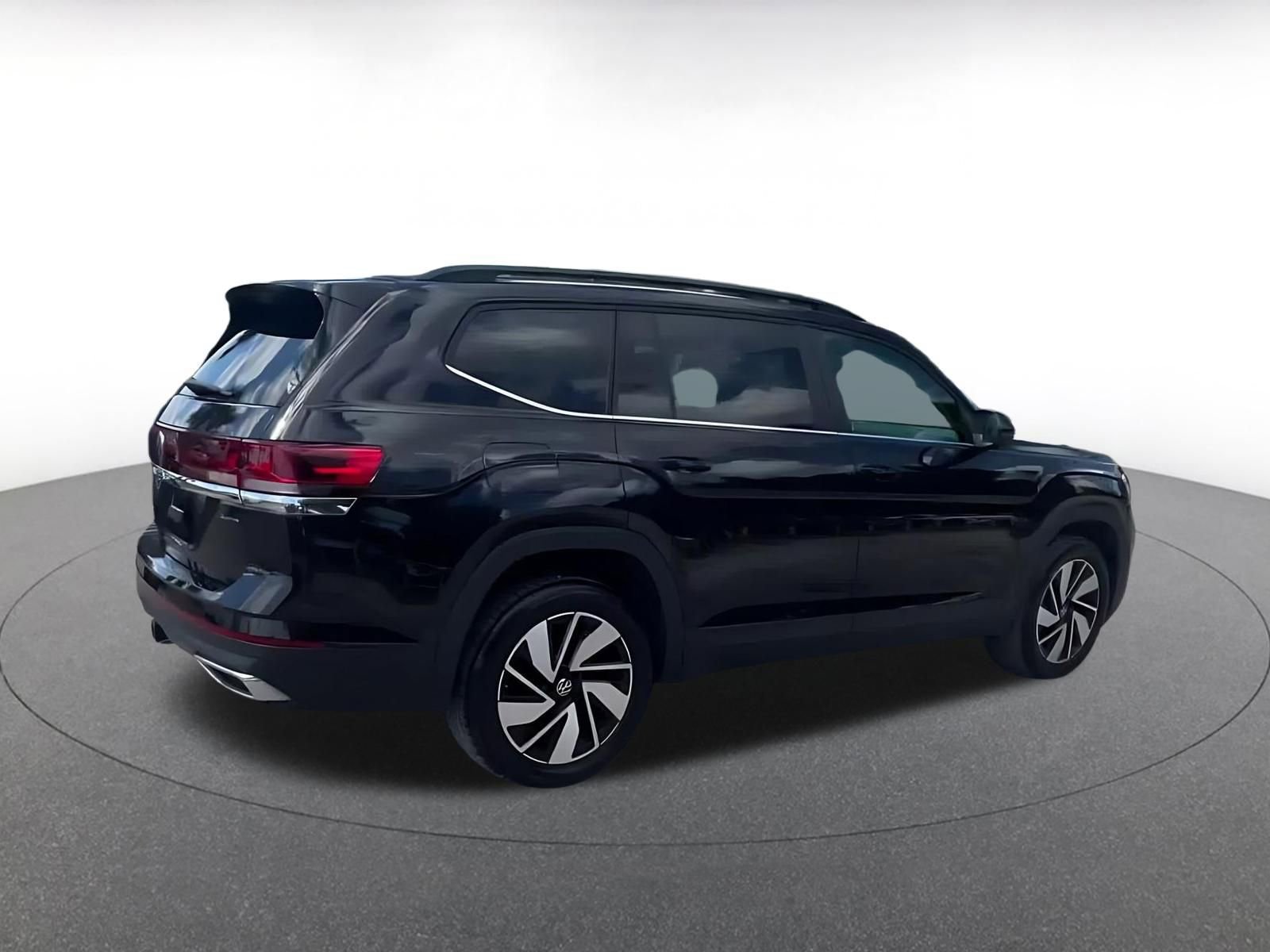 Thumbnail: 2025 Volkswagen Atlas - 15