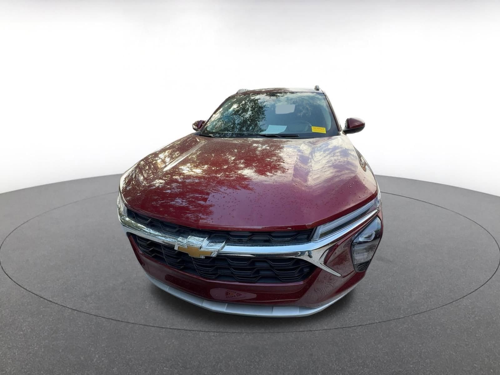 Thumbnail: 2025 Chevrolet Trax - 2