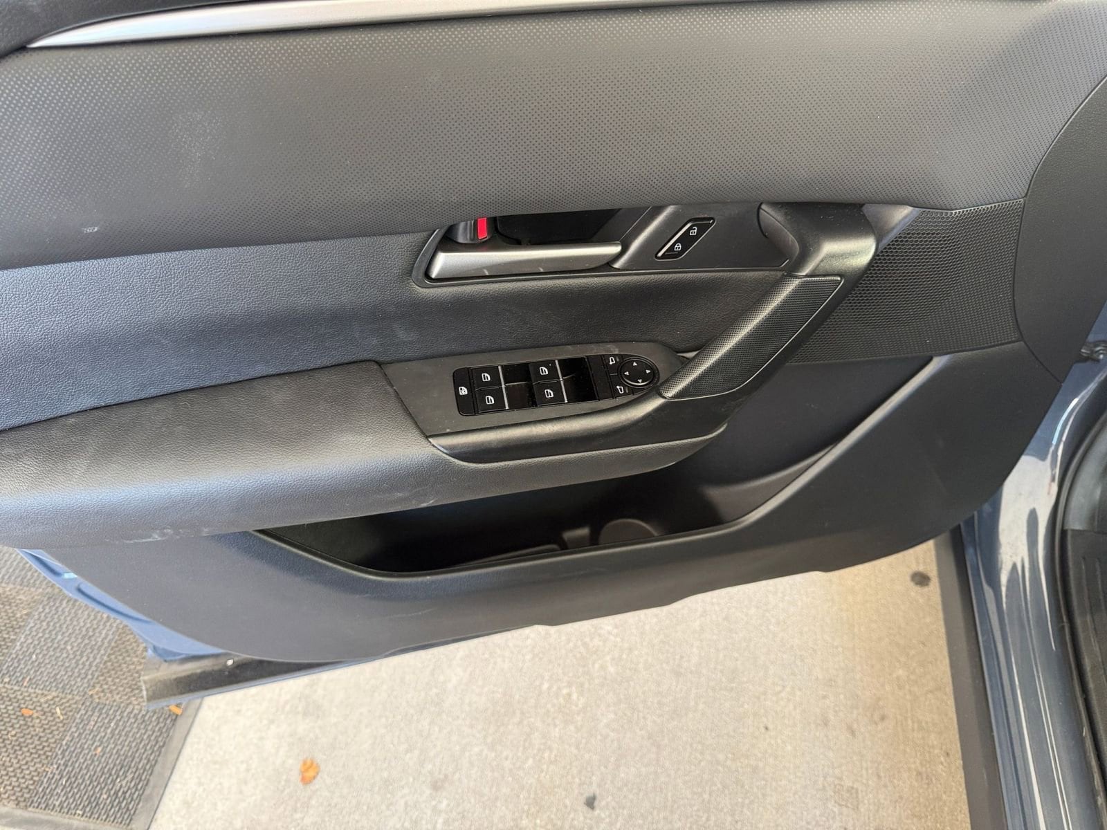 Thumbnail: 2025 Mazda CX-50 - 20