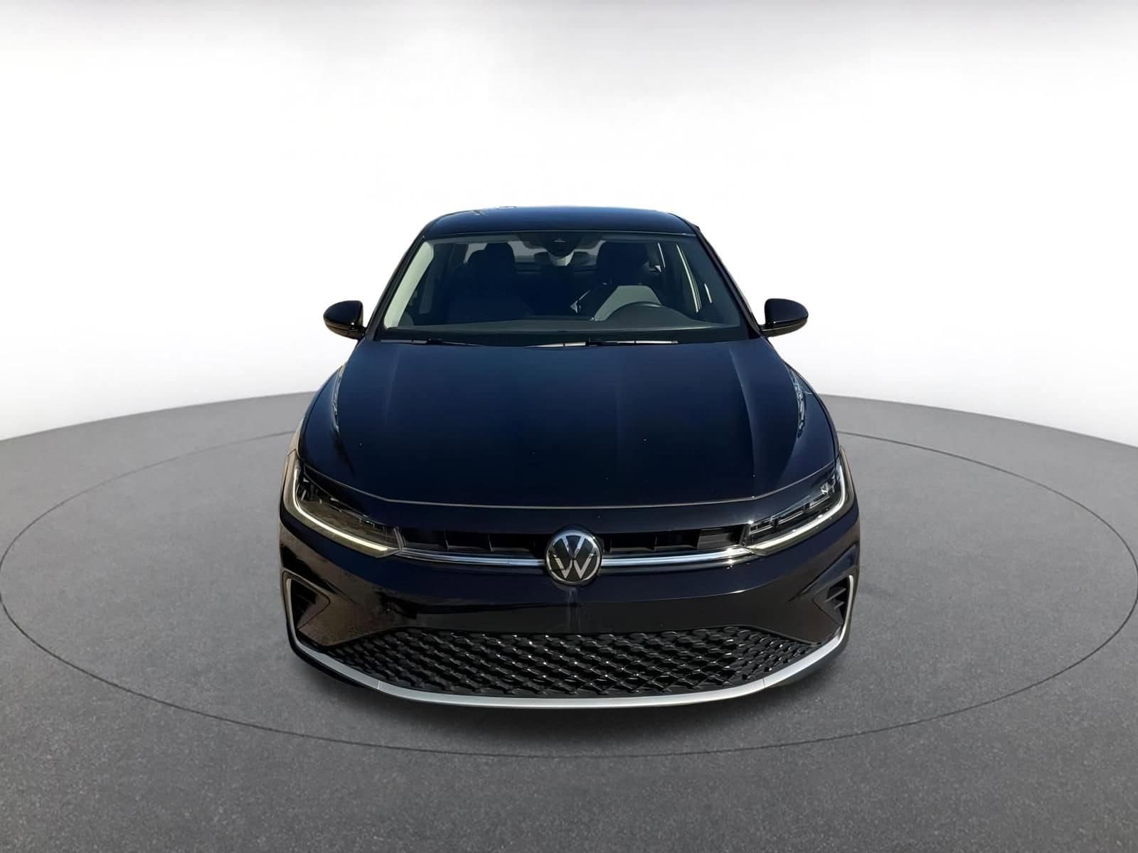 Thumbnail: 2025 Volkswagen Jetta - 3