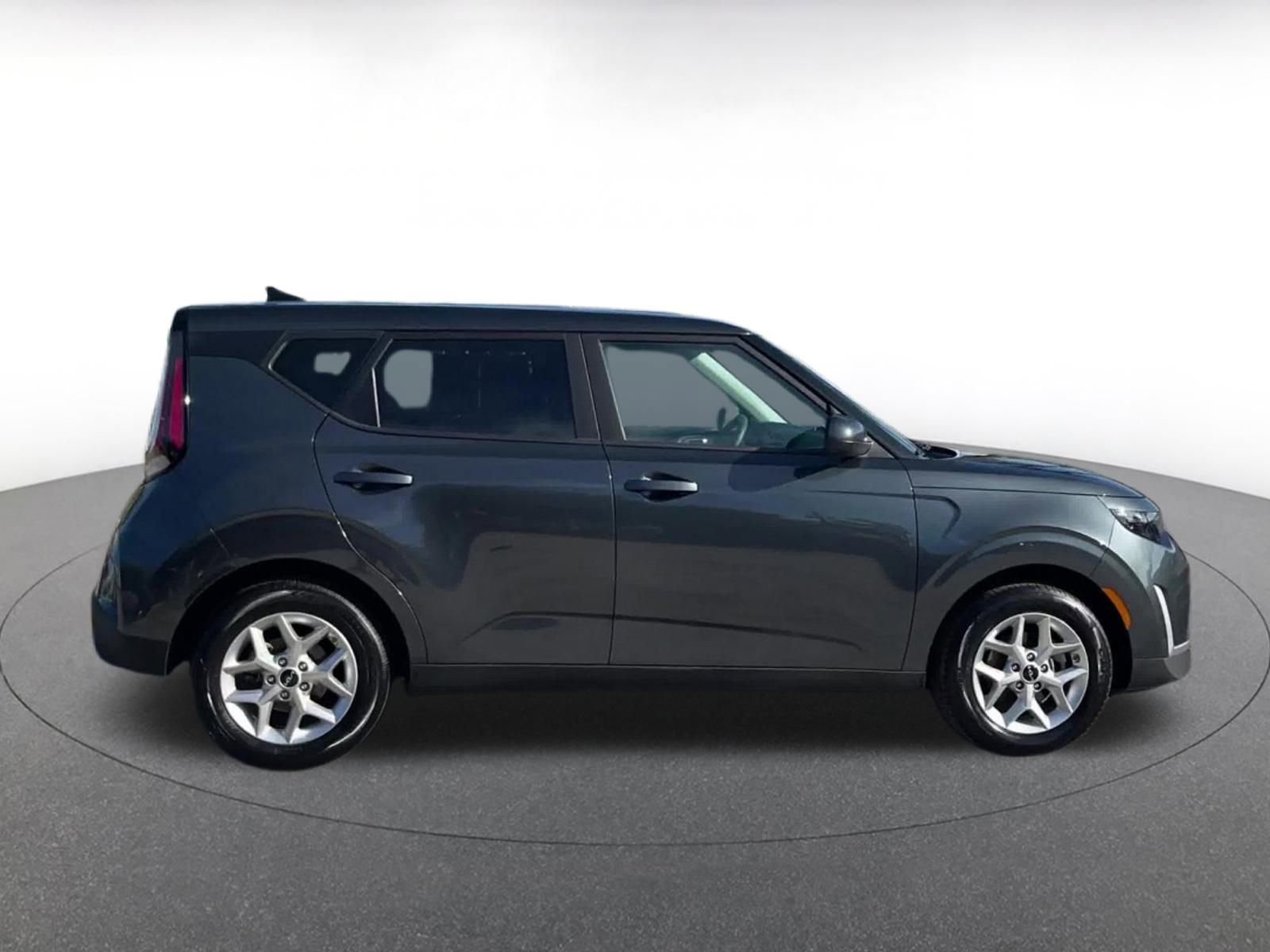 Thumbnail: 2025 Kia Soul - 16