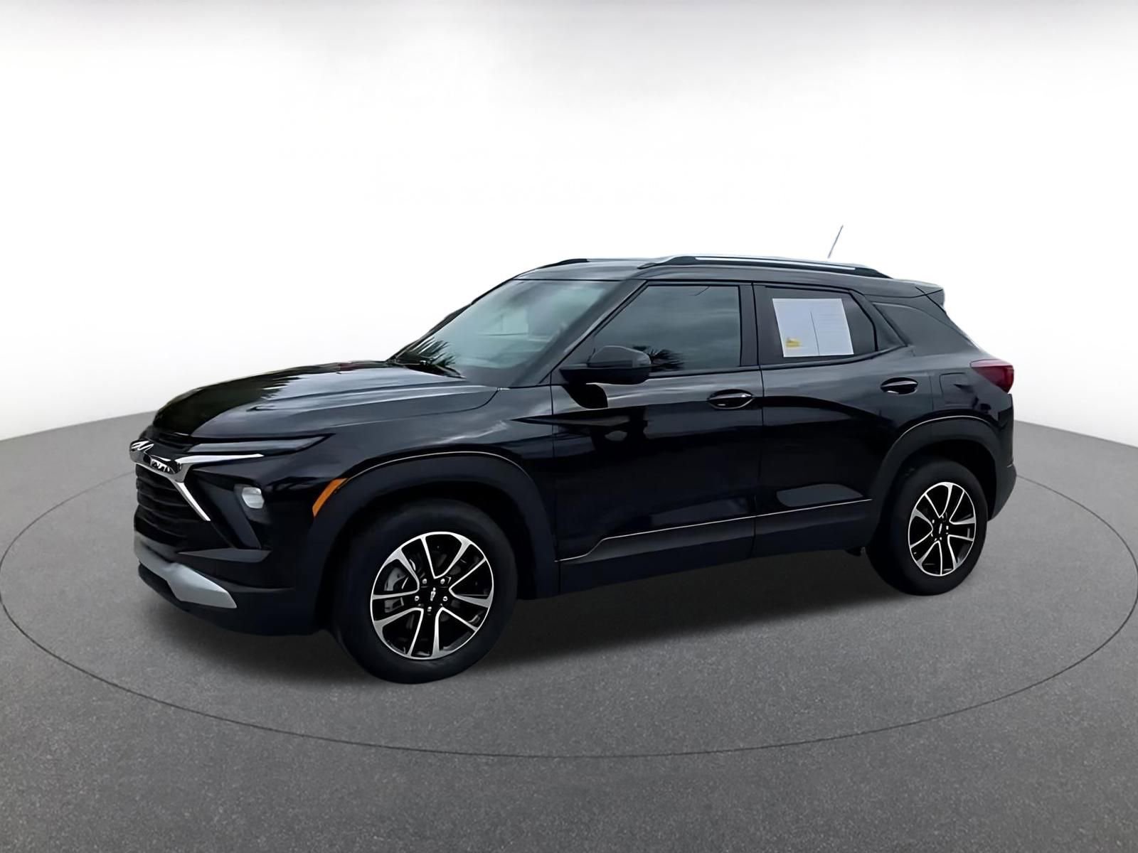 Thumbnail: 2025 Chevrolet TrailBlazer - 8