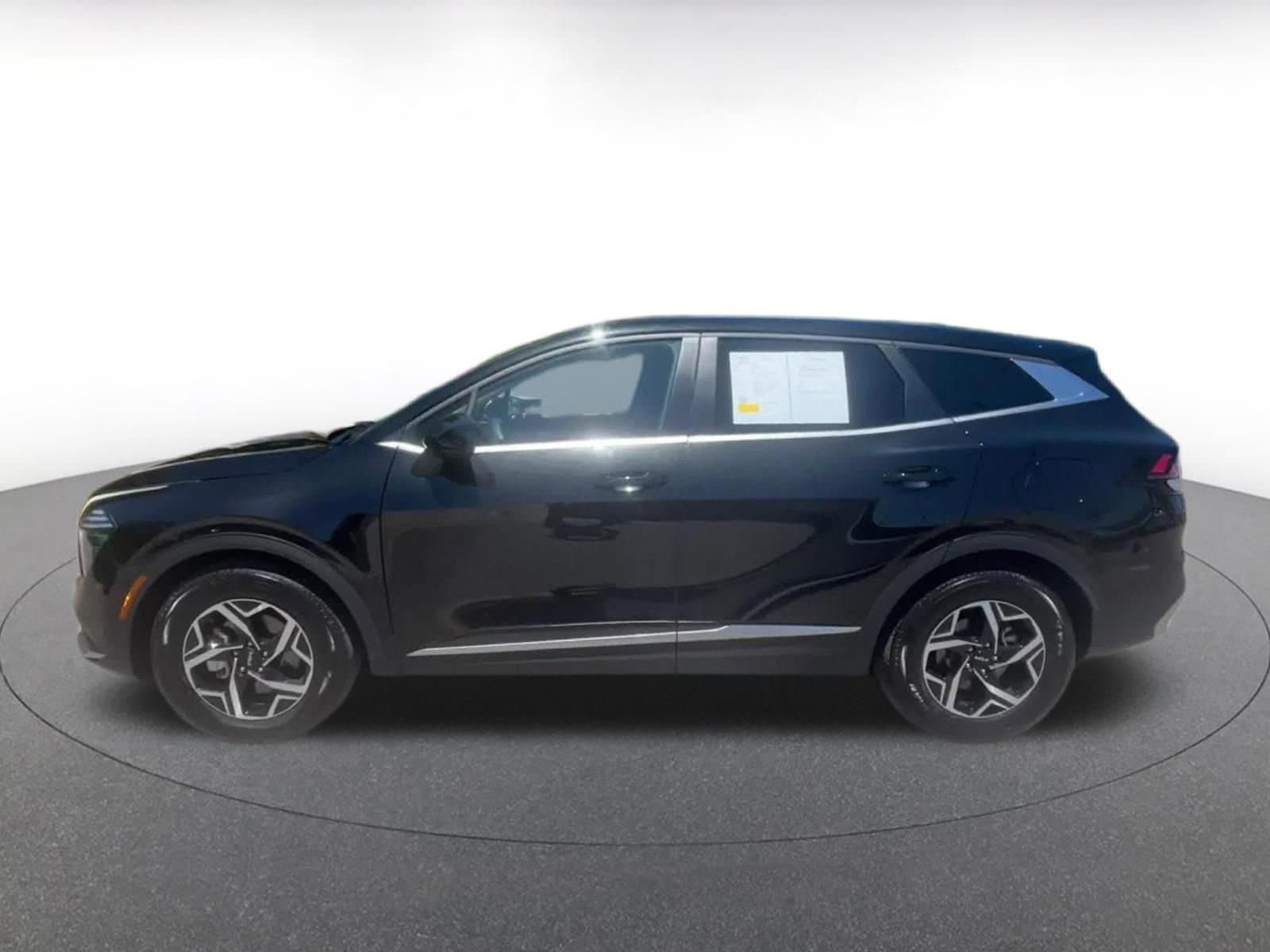 Thumbnail: 2025 Kia Sportage - 9