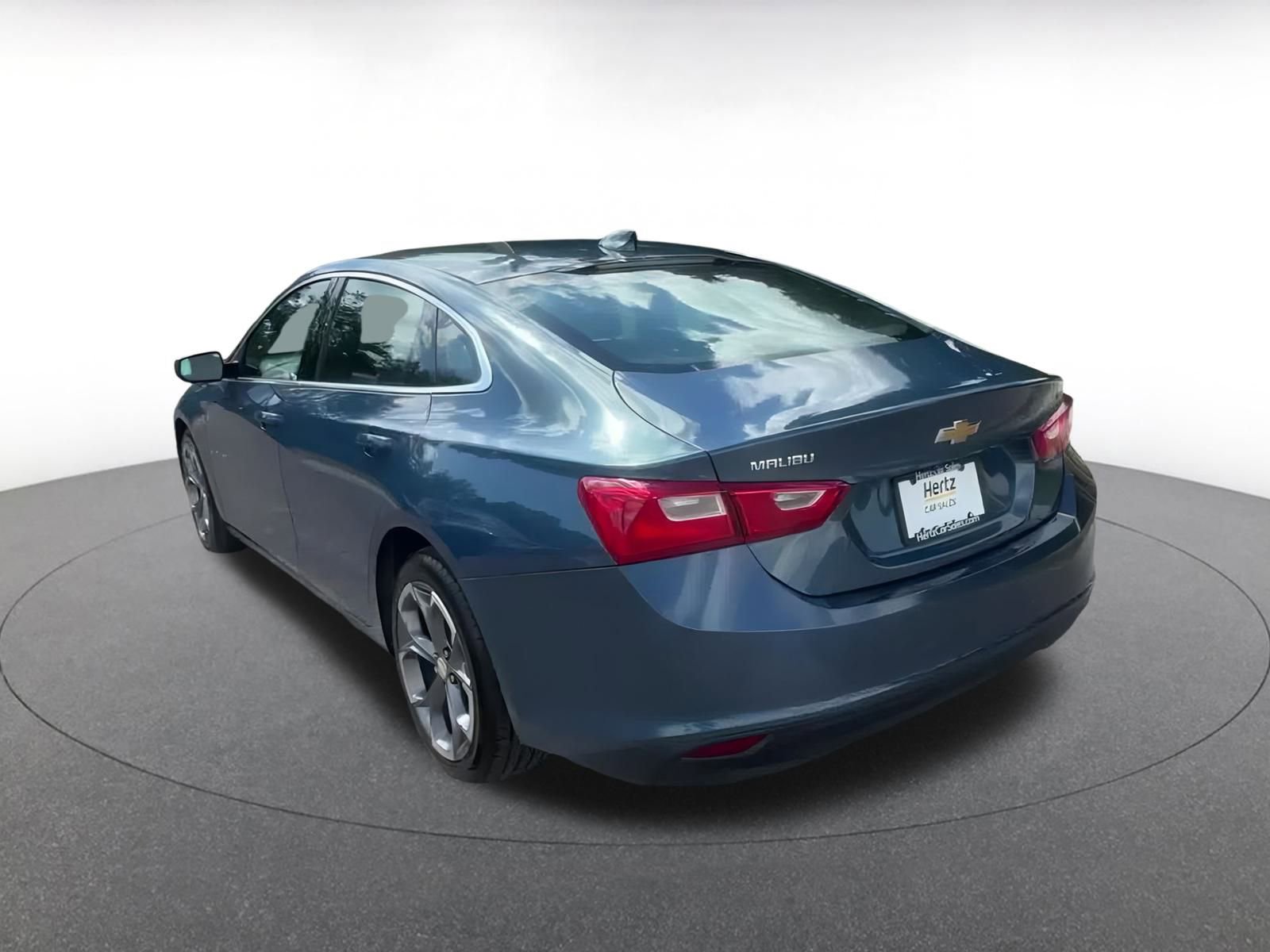 Thumbnail: 2024 Chevrolet Malibu - 11