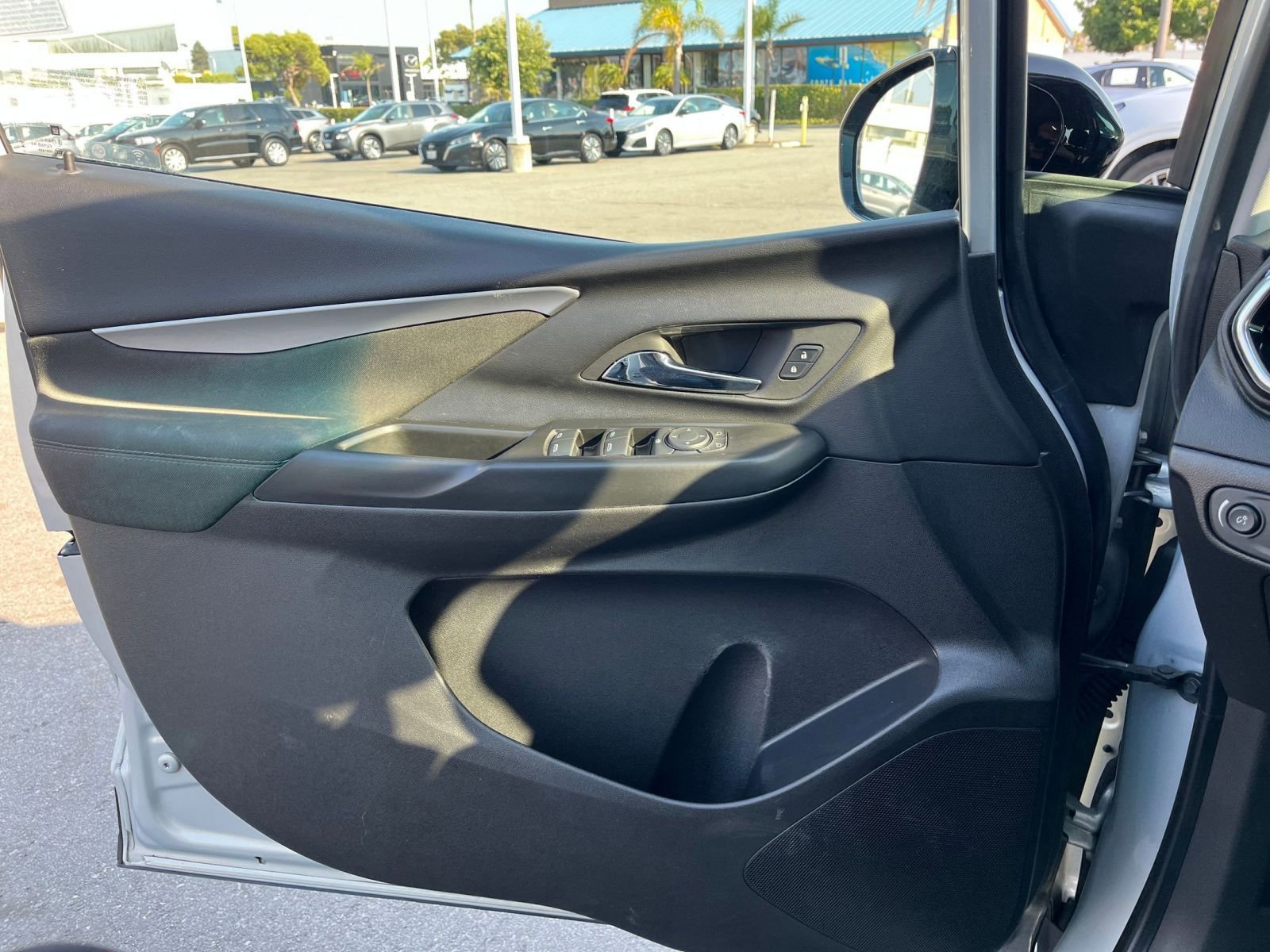 Thumbnail: 2023 Chevrolet Bolt EV - 24