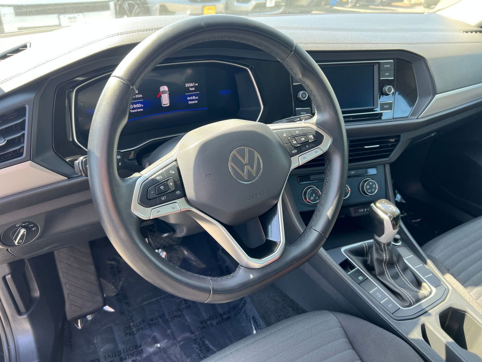Thumbnail: 2024 Volkswagen Jetta - 31