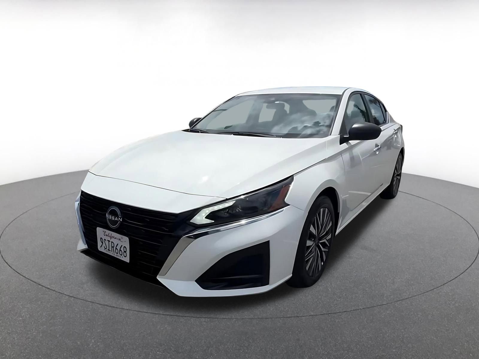 Thumbnail: 2025 Nissan Altima - 7