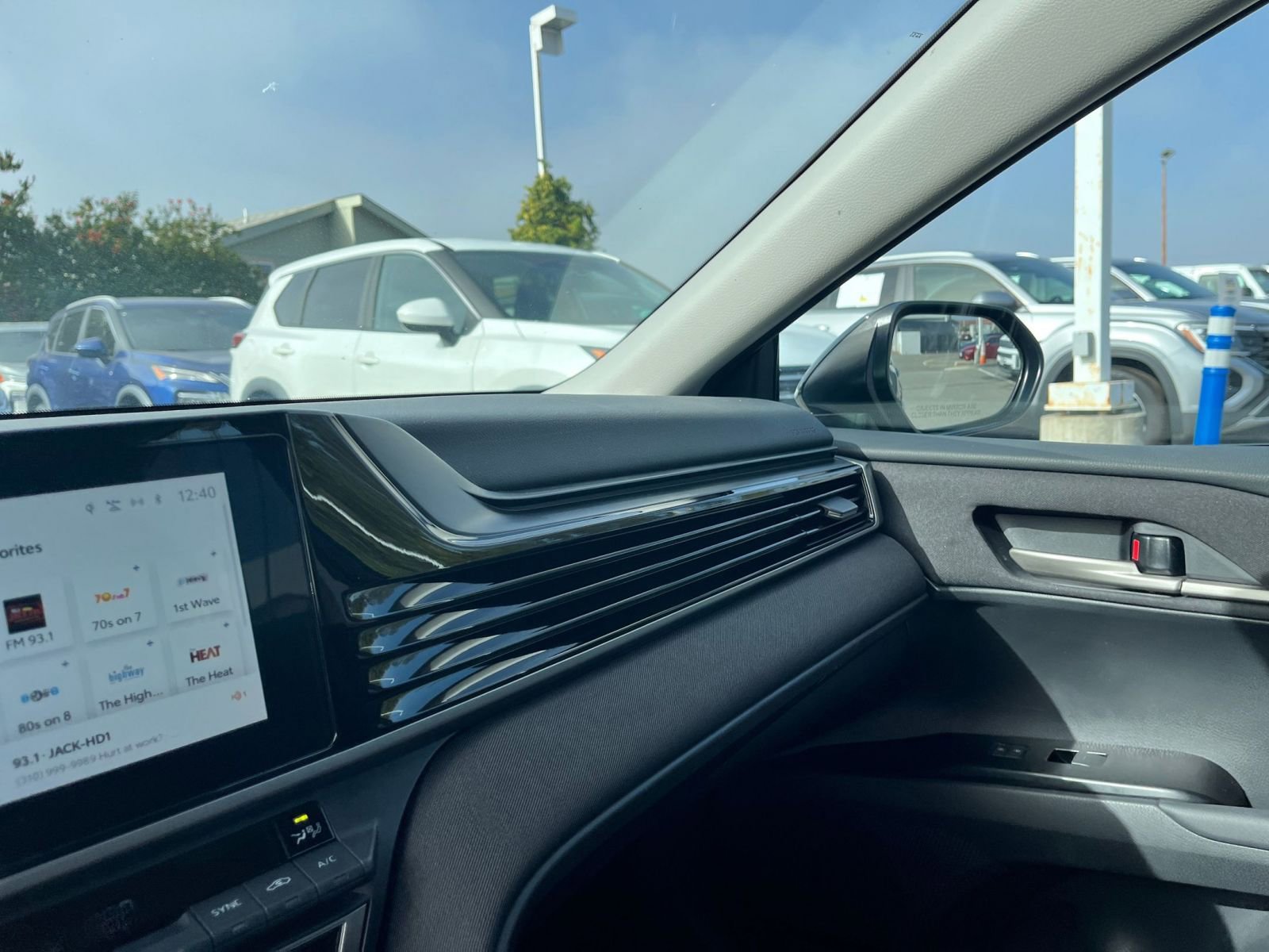 Thumbnail: 2025 Toyota Camry - 35