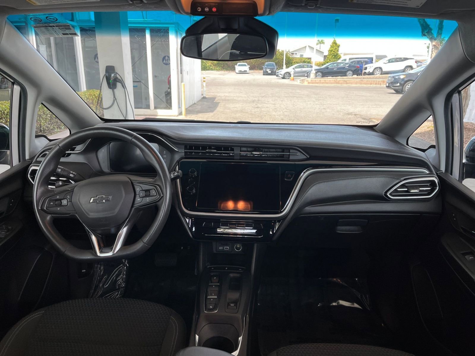 Thumbnail: 2023 Chevrolet Bolt EV - 32