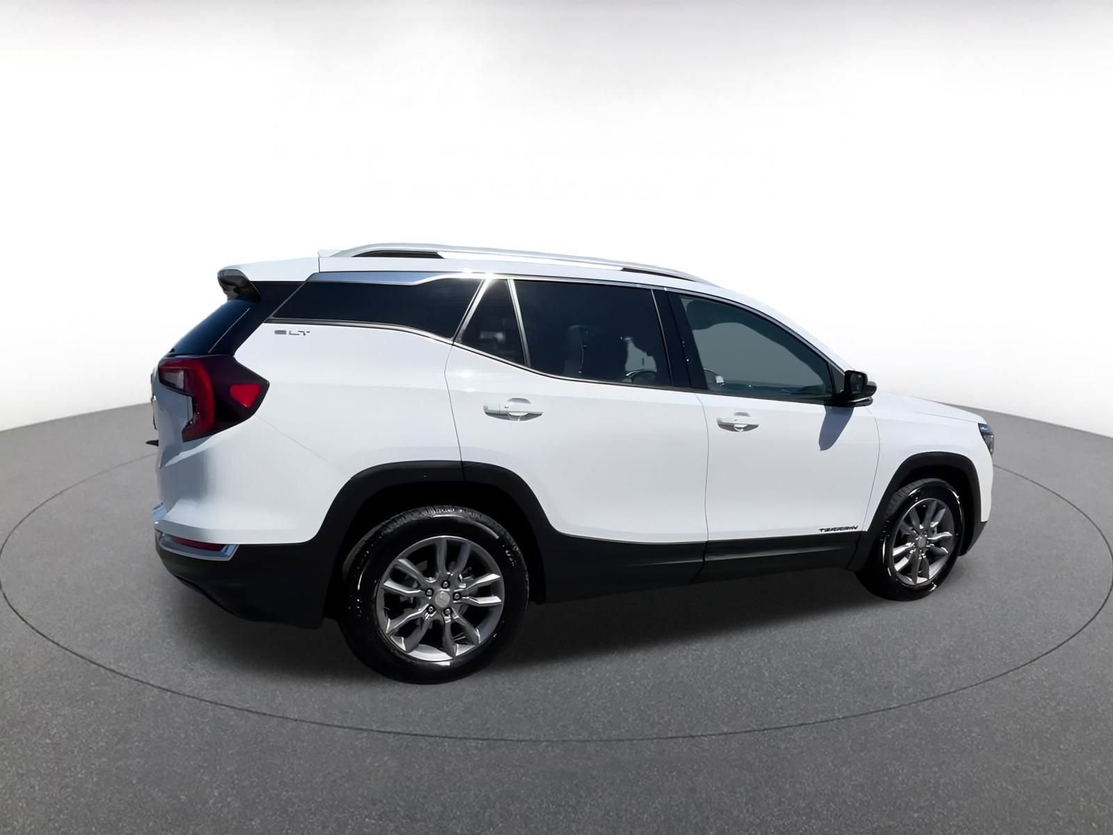 Thumbnail: 2023 GMC Terrain - 11