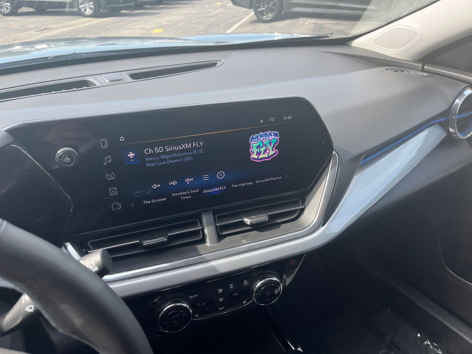 Thumbnail: 2025 Chevrolet Trax - 17