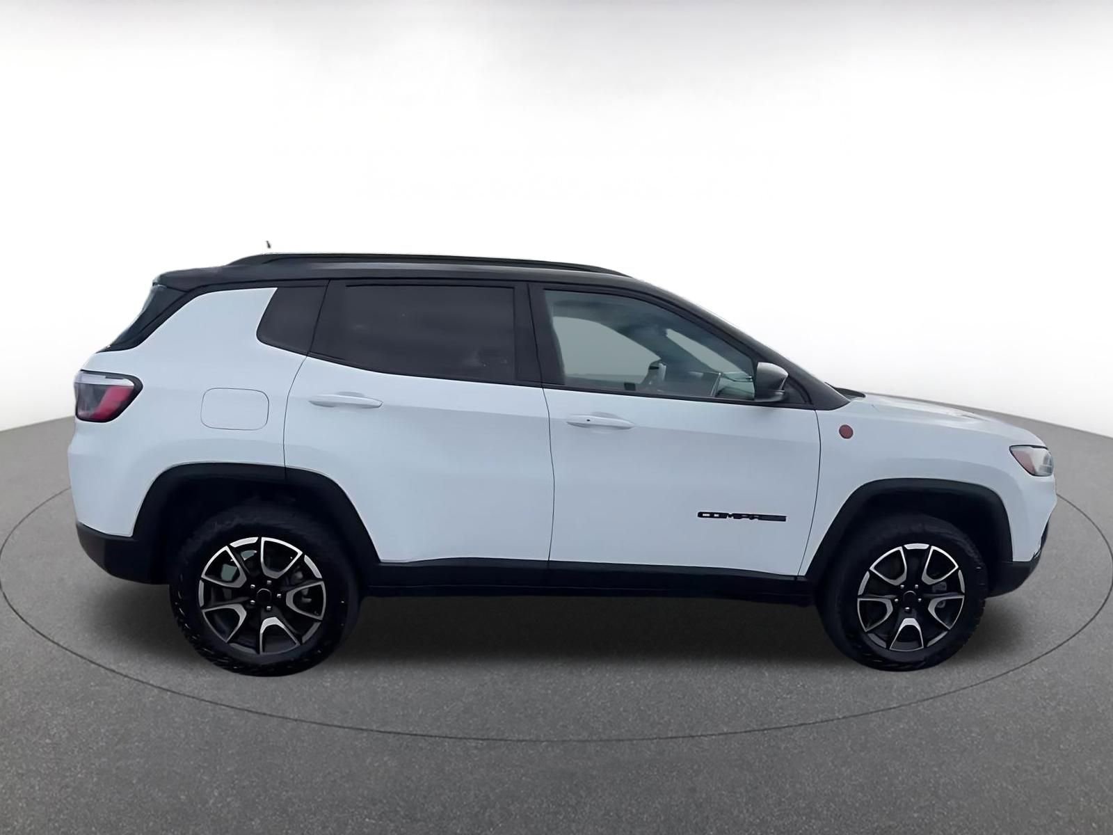 Thumbnail: 2025 Jeep Compass - 16