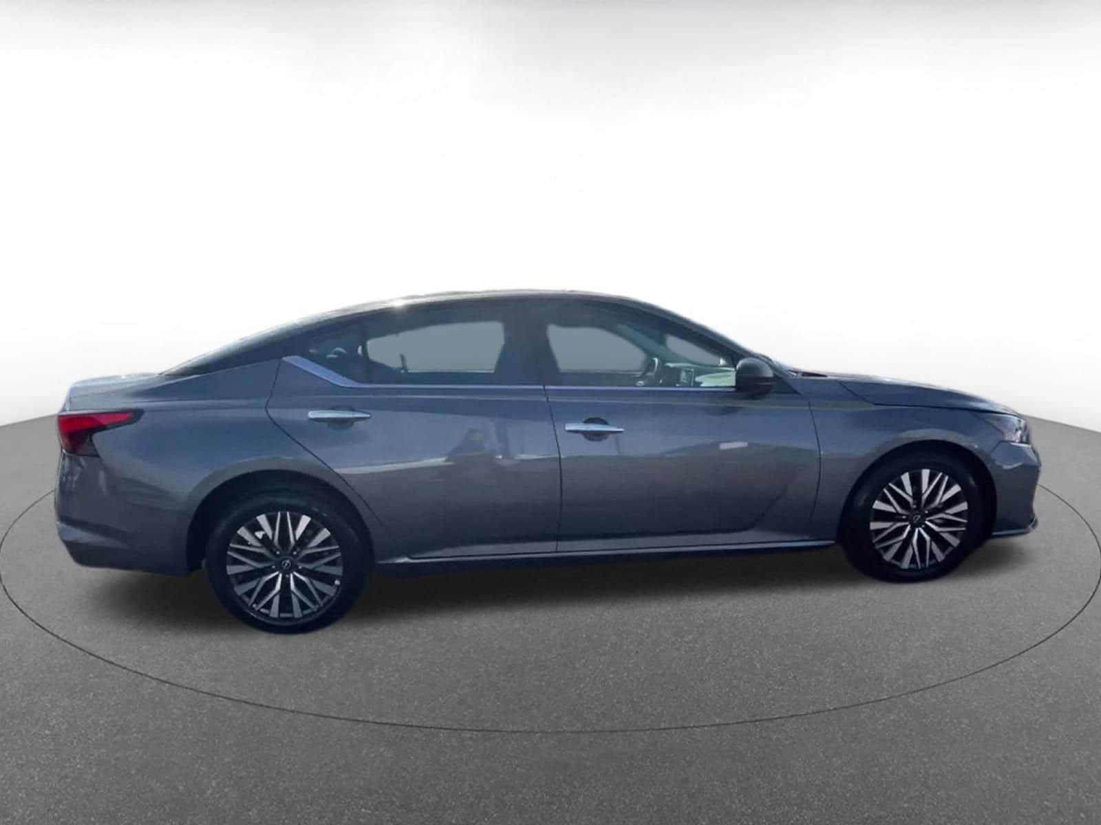 Thumbnail: 2025 Nissan Altima - 16