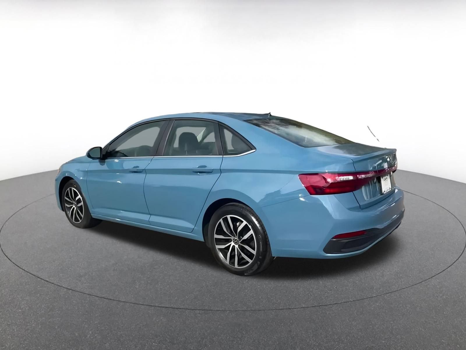 Thumbnail: 2025 Volkswagen Jetta - 10