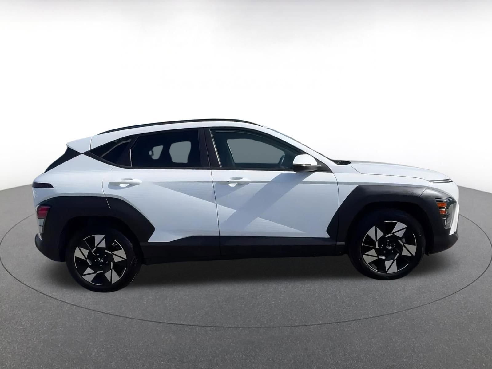 2024 Hyundai Kona SEL 13