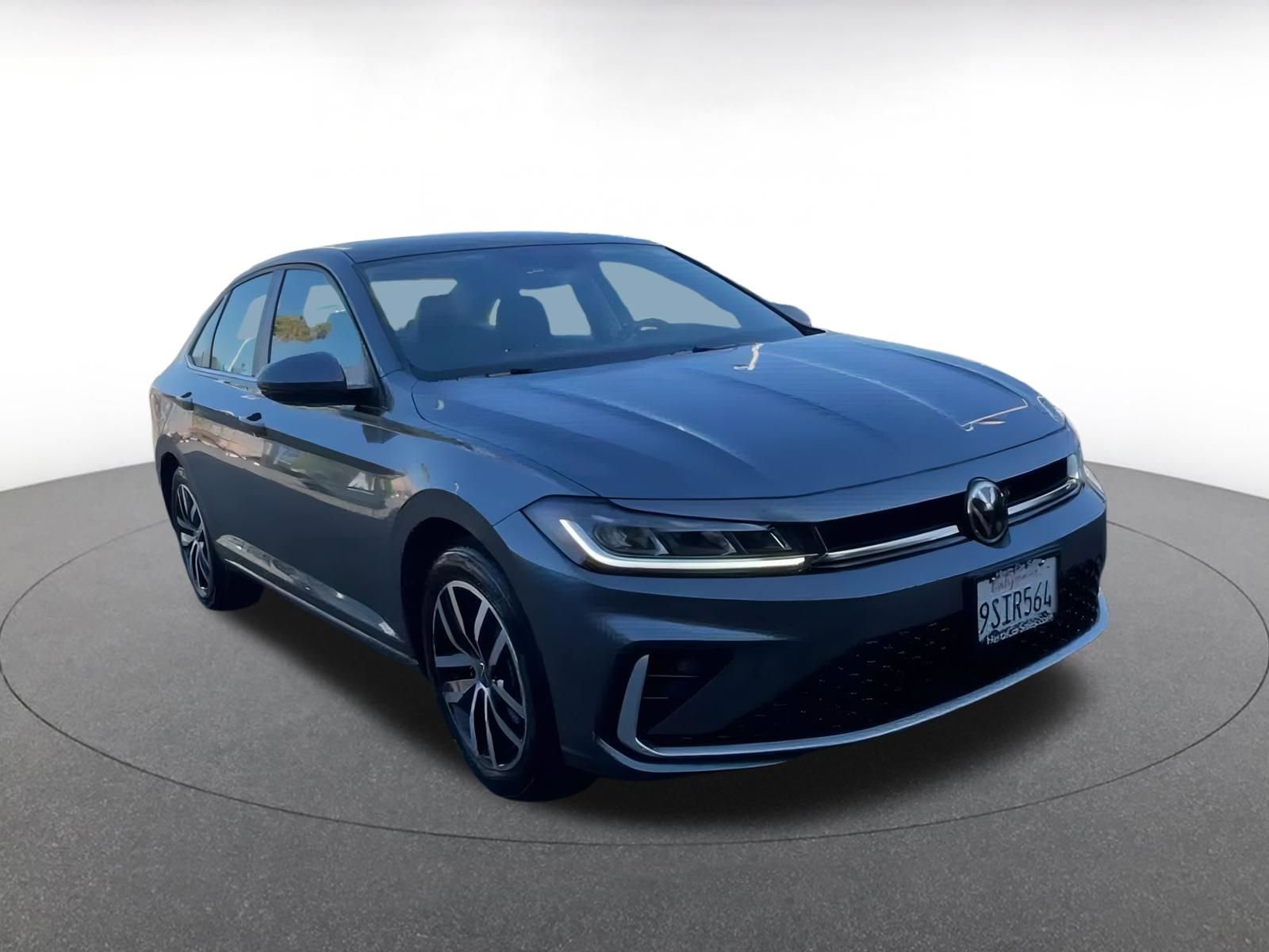 Thumbnail: 2025 Volkswagen Jetta - 3