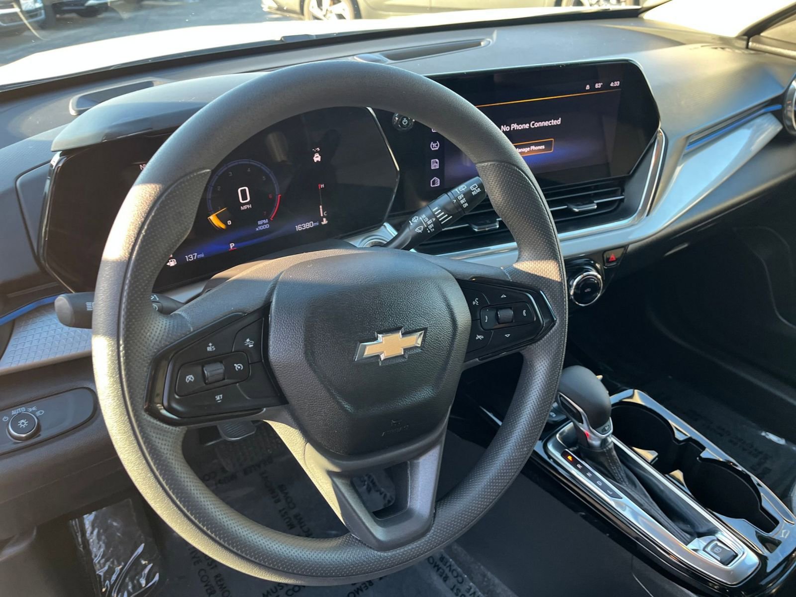 Thumbnail: 2025 Chevrolet Trax - 29