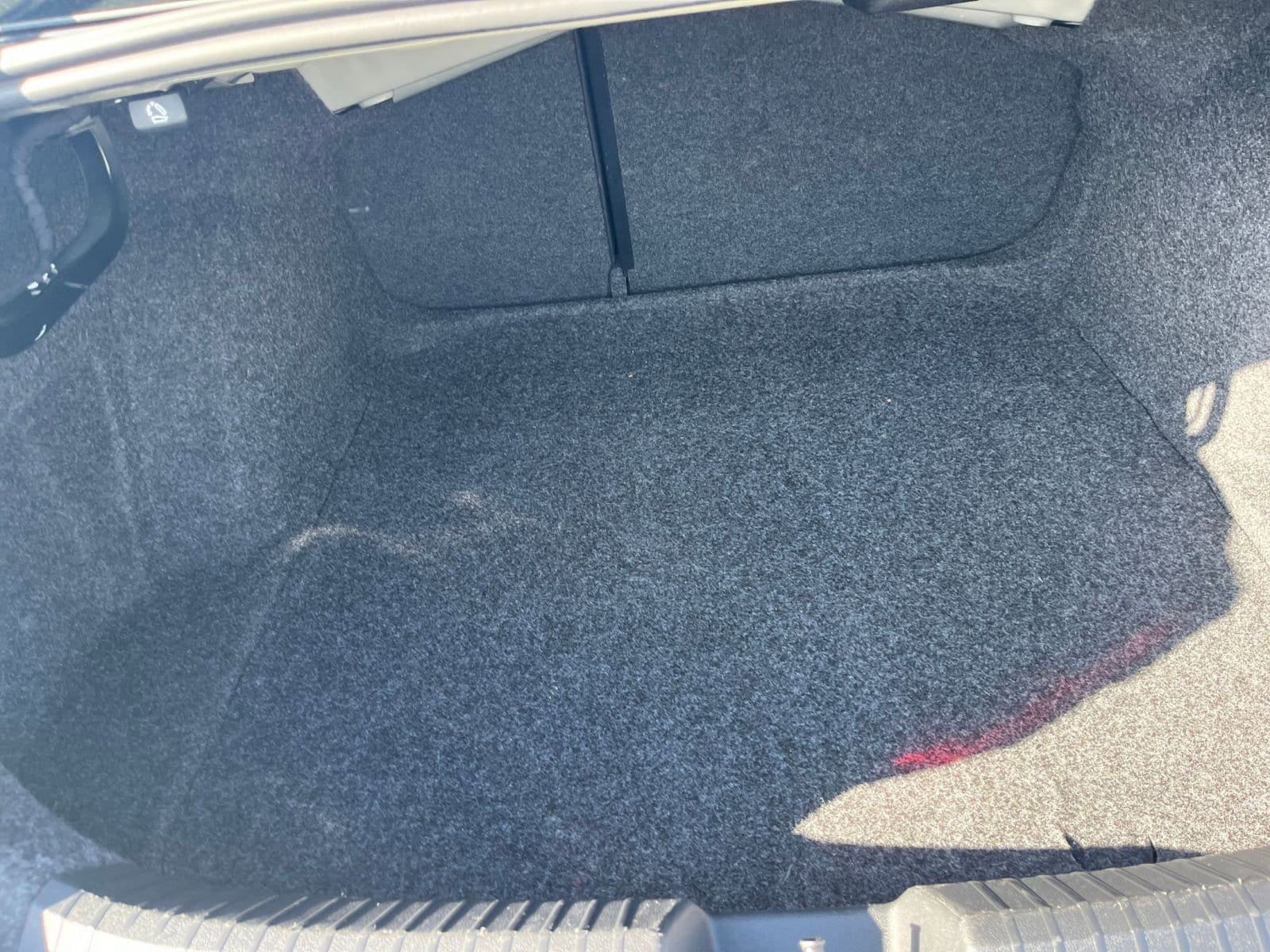 Thumbnail: 2025 Volkswagen Jetta - 31