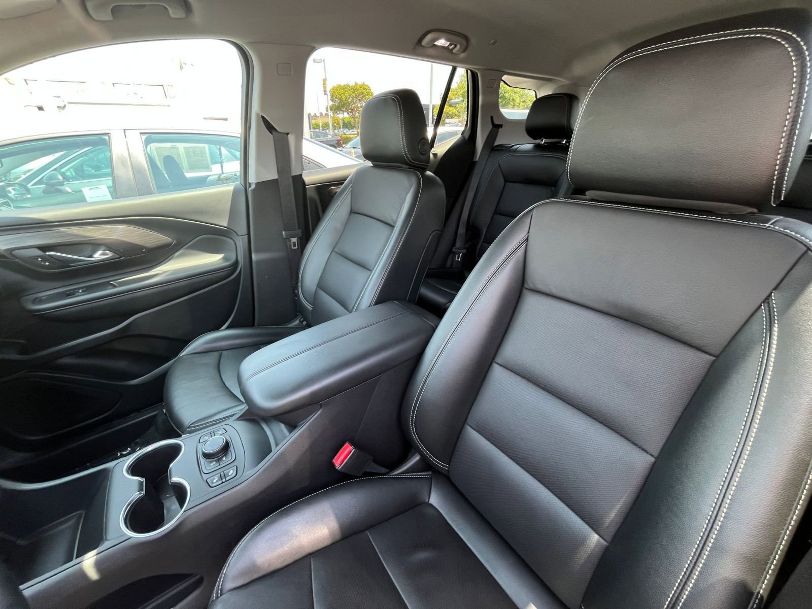Thumbnail: 2024 GMC Terrain - 31
