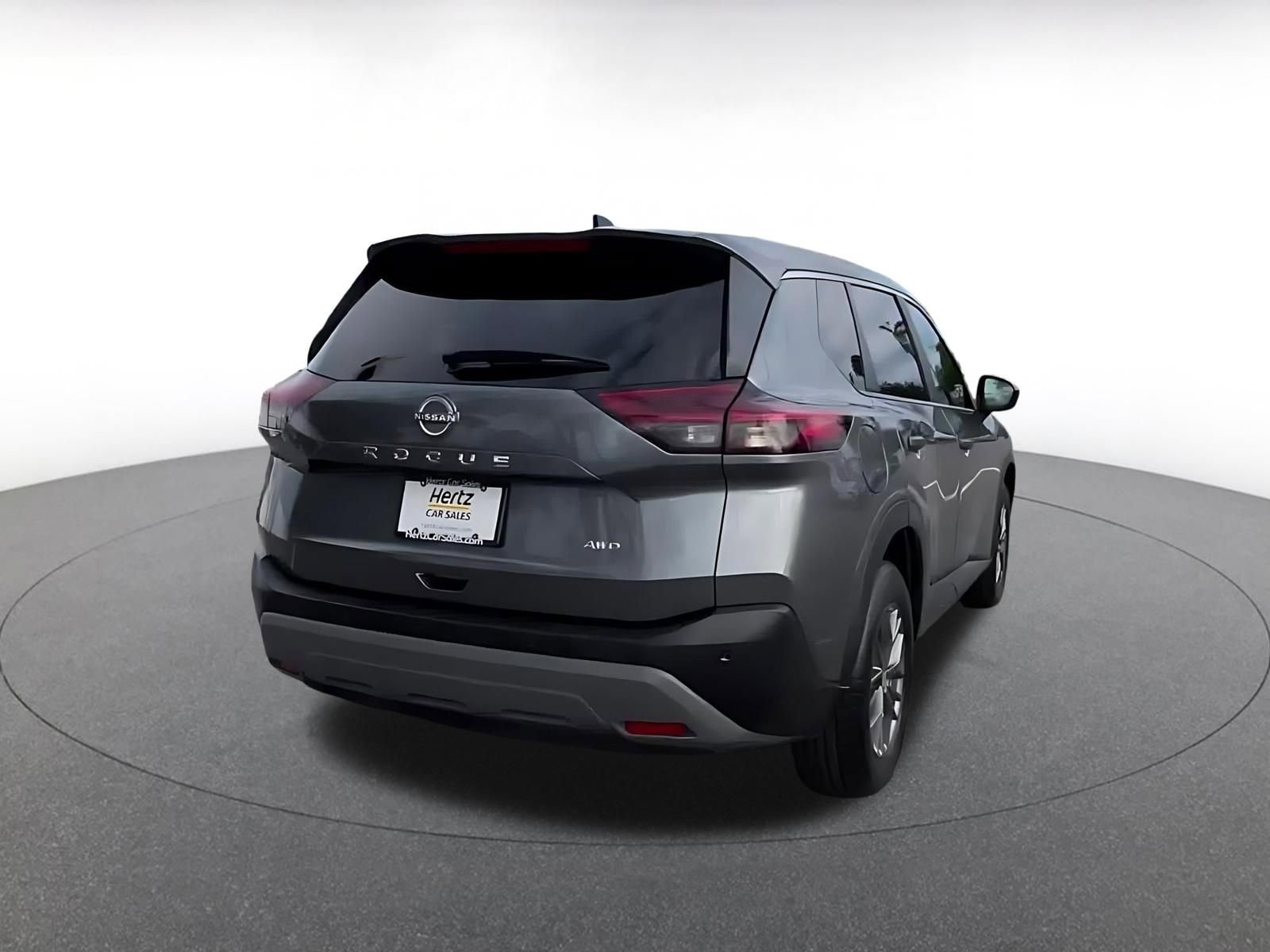 Thumbnail: 2023 Nissan Rogue - 15