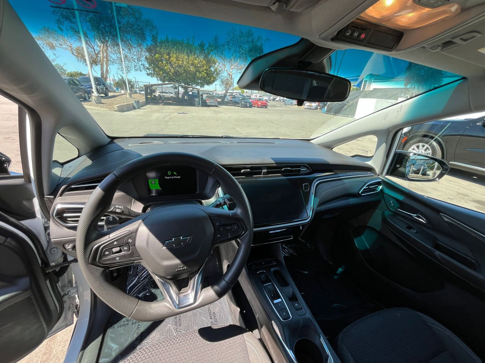 Thumbnail: 2023 Chevrolet Bolt EV - 32