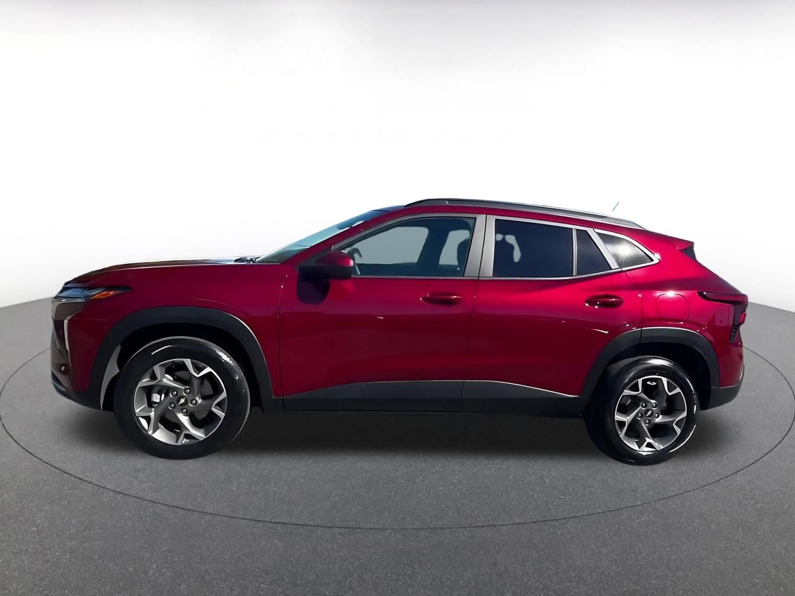 Thumbnail: 2025 Chevrolet Trax - 9