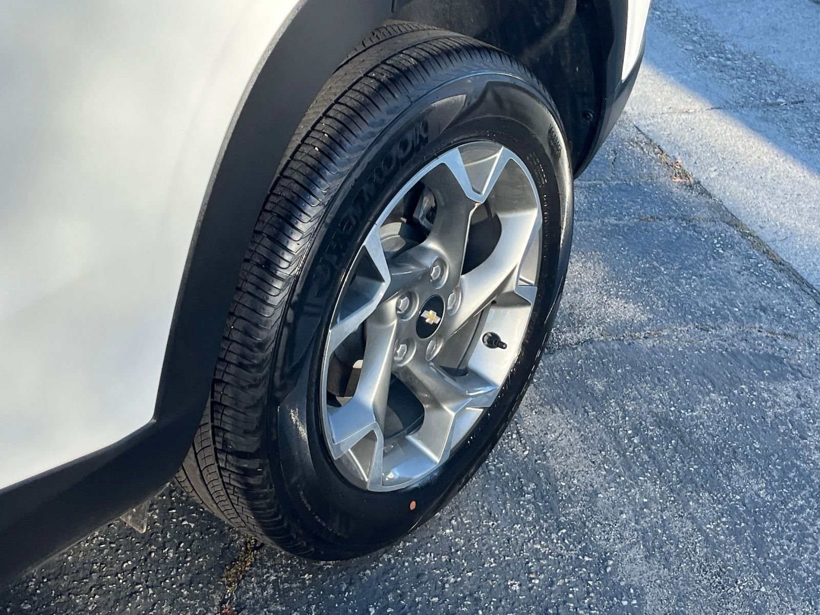 Thumbnail: 2025 Chevrolet Trax - 31