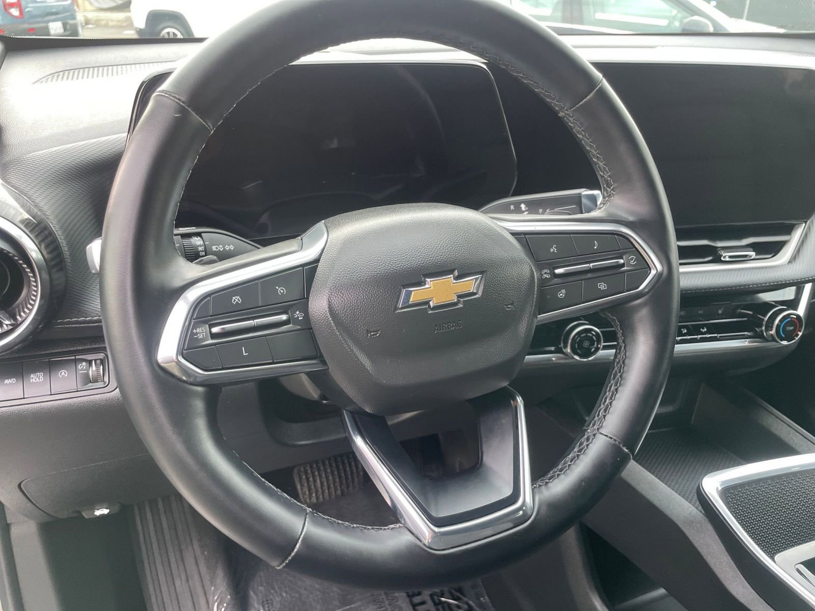 Thumbnail: 2025 Chevrolet Equinox - 28