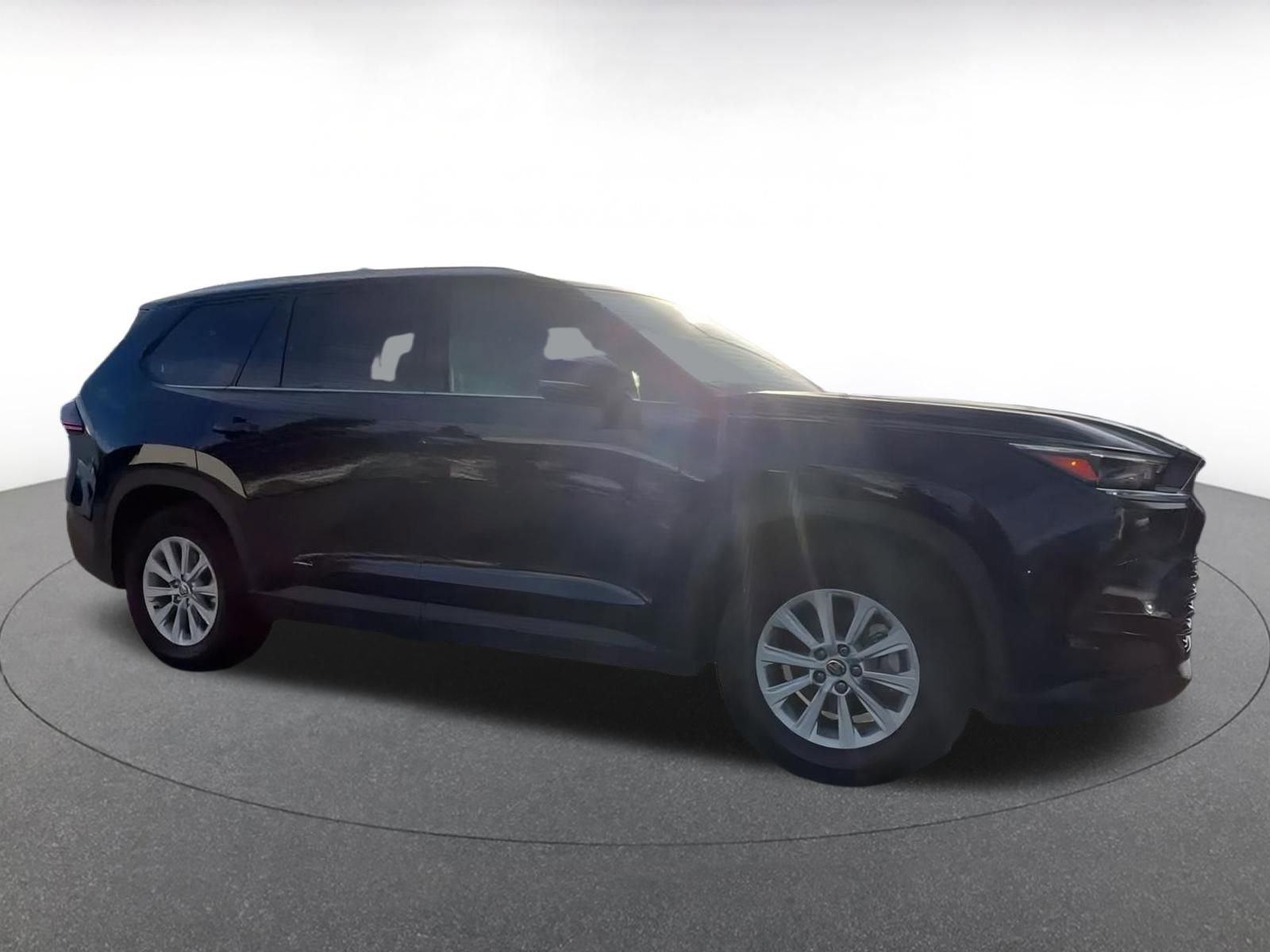 Thumbnail: 2025 Toyota Grand Highlander - 8