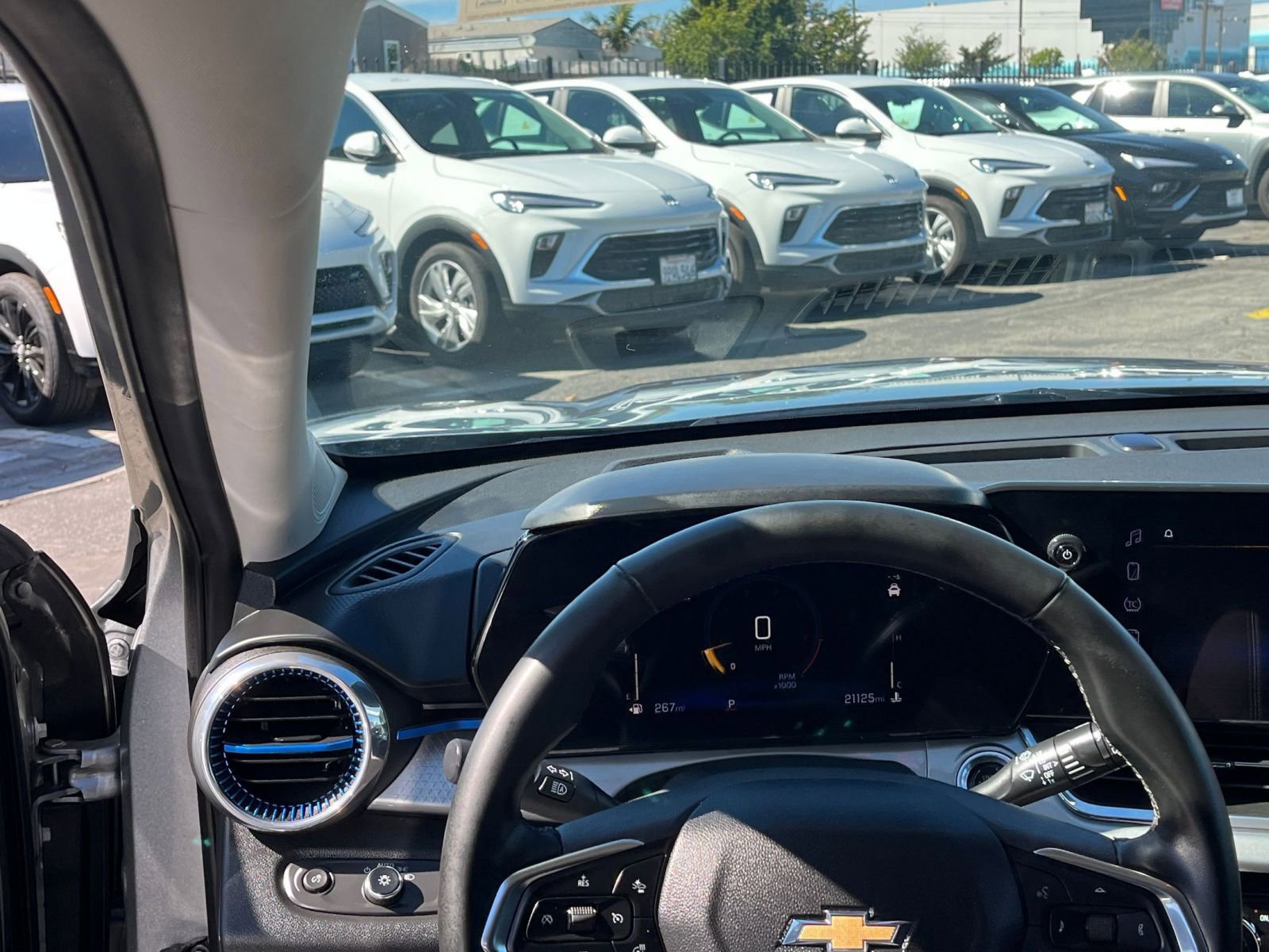 Thumbnail: 2025 Chevrolet Trax - 35